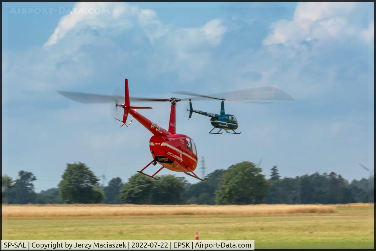SP-SAL, , Robinson Helicopter R44RavenII, c/n: 13130