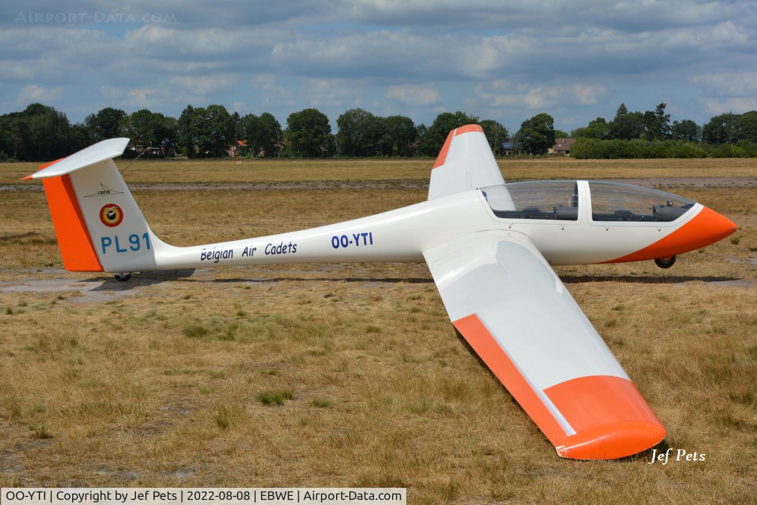 OO-YTI, 1985 Grob G-103 Twin Astir II C/N 34015, At Weelde.