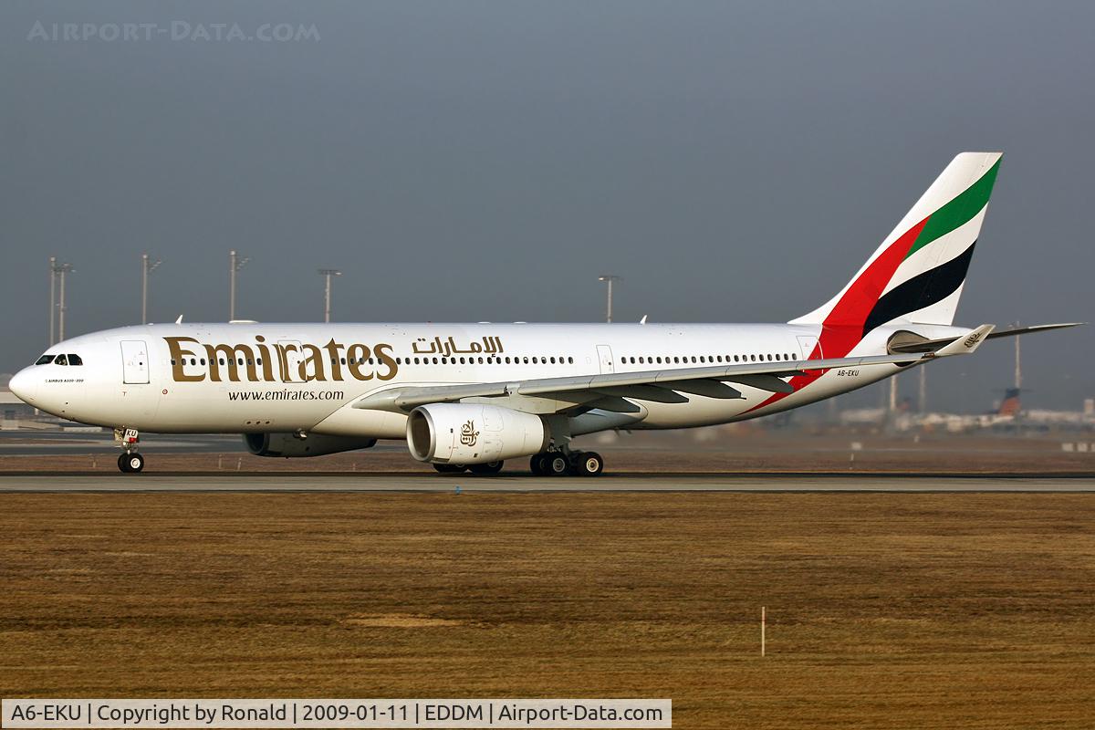A6-EKU, 1999 Airbus A330-243 C/N 295, at muc