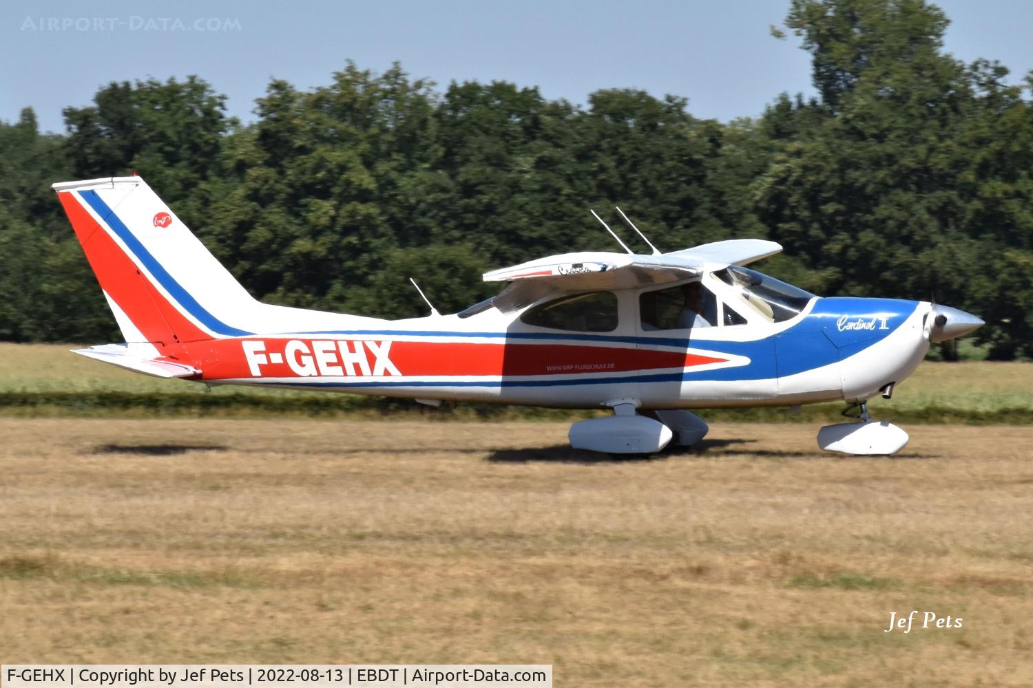 F-GEHX, , At Schaffen Oldtimer Fly-in.