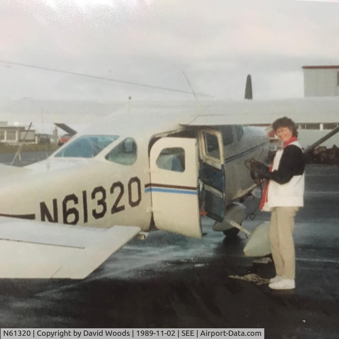 N61320, 1973 Cessna U206F Stationair C/N U20602071, My Mother, Marie Woods in 1989 loading her 206 for a trip to Baja. We sold that 206 in mid 90s to Kuhn Hay in El Centro, CA