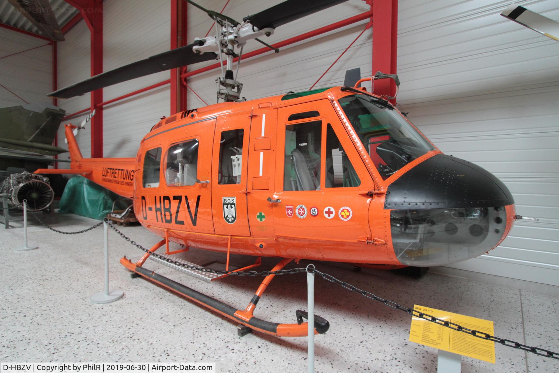 D-HBZV, Bell (Dornier) UH-1D Iroquois (205) C/N 8351, D-HBZV (72+31) c1967 Bell (Dornier) UH-1D Iroquois Hermeskeil