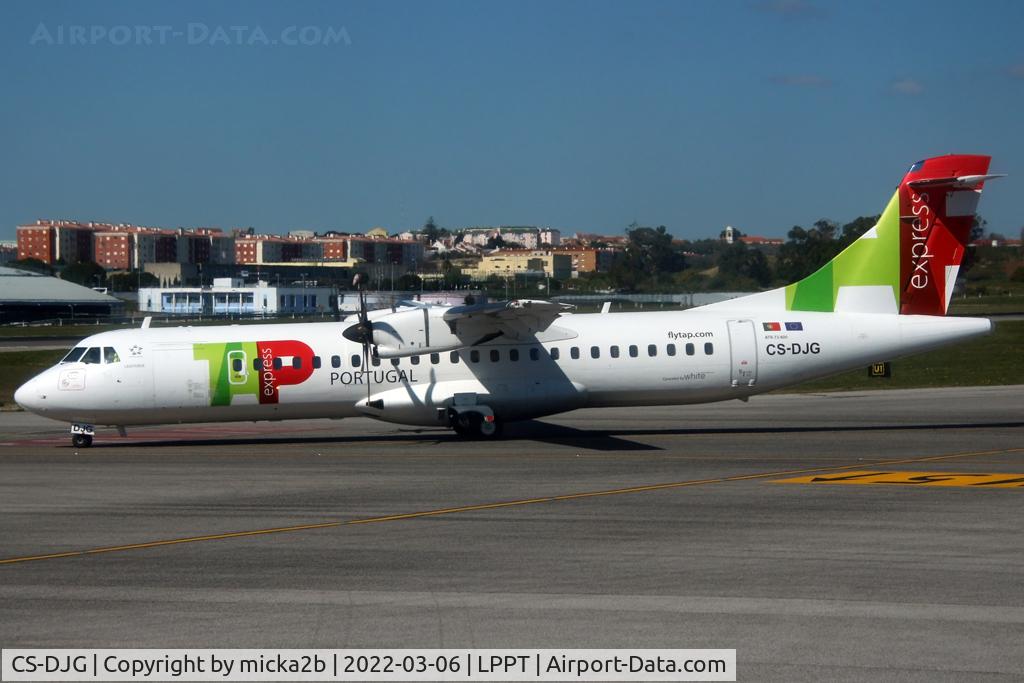 CS-DJG, 2016 ATR 72-600 (72-212A) C/N 1316, Taxiing