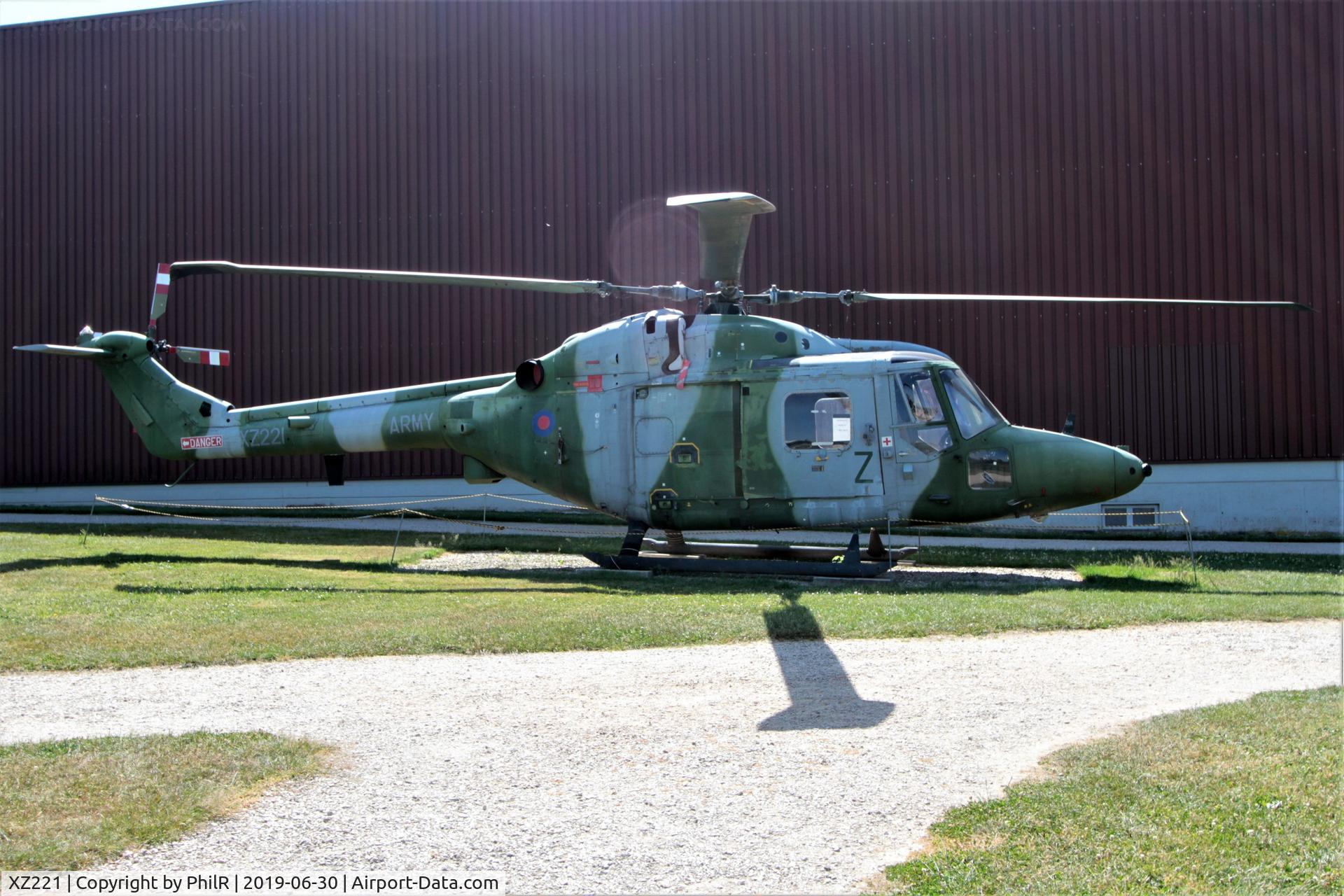 XZ221, 1979 Westland Lynx AH.7 C/N 147, XZ221 1979 Westland Lynx AH7 Hermeskeil