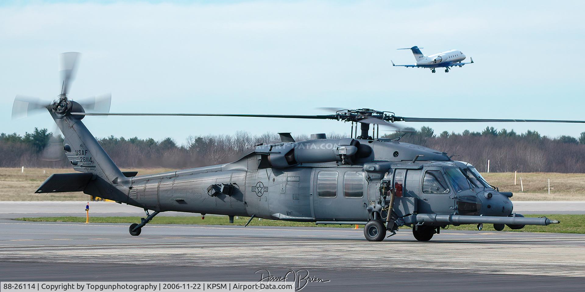 88-26114, 1986 Sikorsky HH-60G Pave Hawk C/N 70.1311, taxiing to the ramp to refuel and grab lunch.