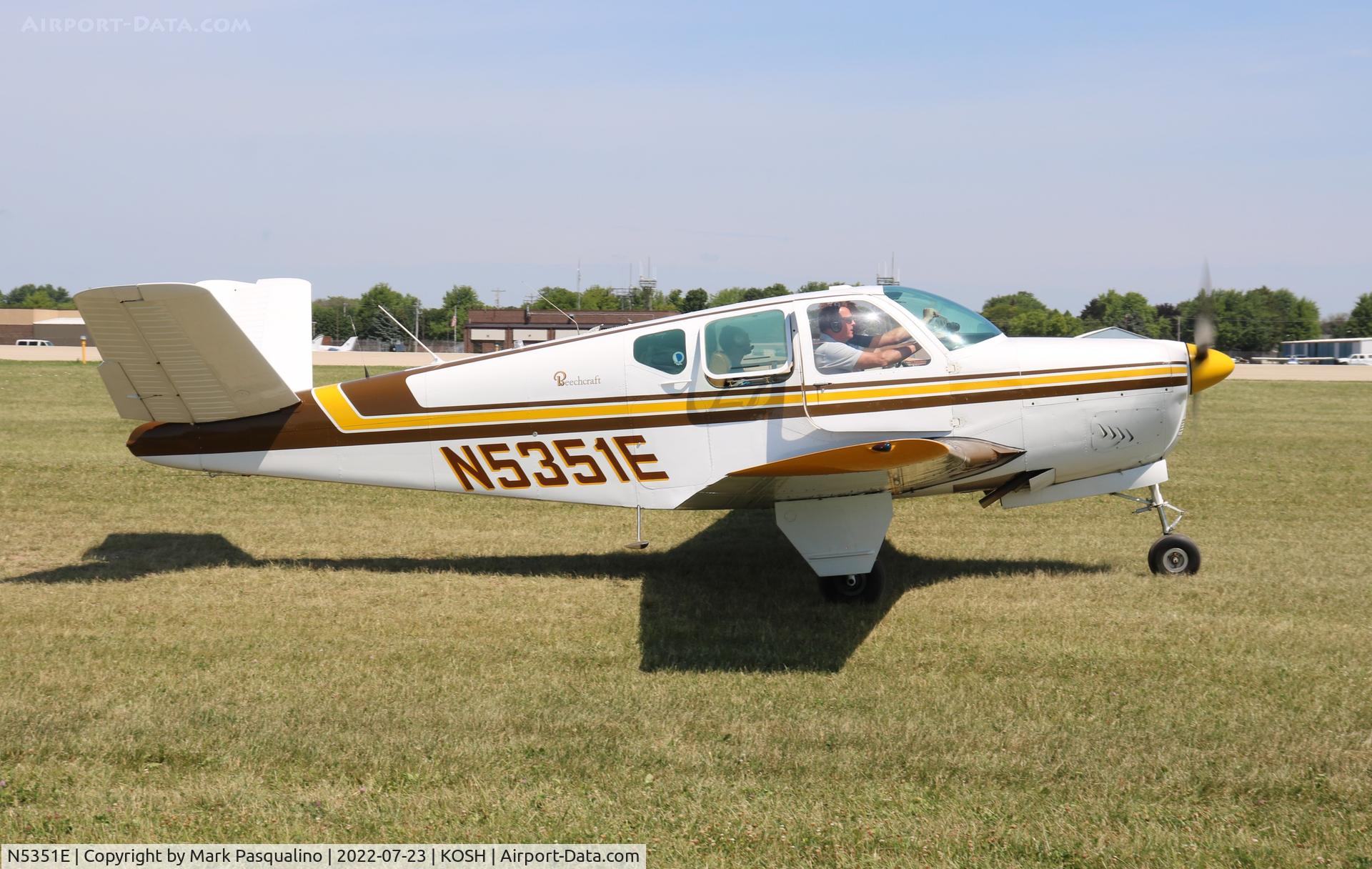 N5351E, 1959 Beech K35 Bonanza C/N D-5832, Beech K35