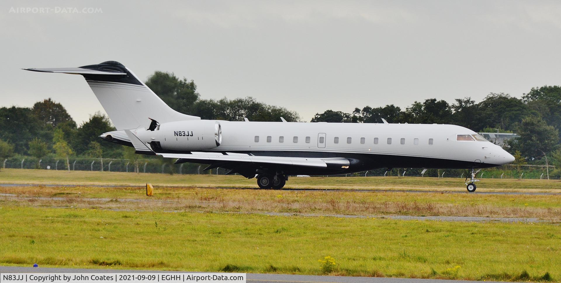N83JJ, Bombardier Challenger 300 (BD-100-1A10) C/N 20259, Arriving on runway 26