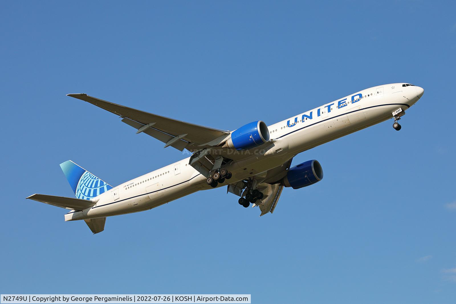 N2749U, 2019 Boeing 777-300/ER C/N 66589, Oshkosh 2022.