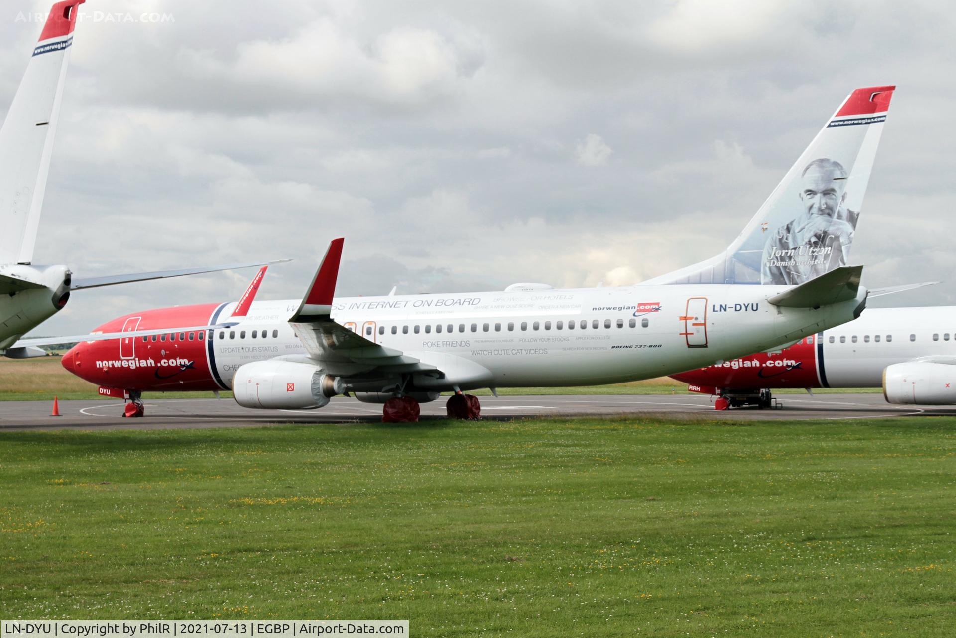 LN-DYU, 2011 Boeing 737-8JP C/N 39008, LN-DYU 2011 Boeing 737-800 Norwegian Air Shuttle Kemble