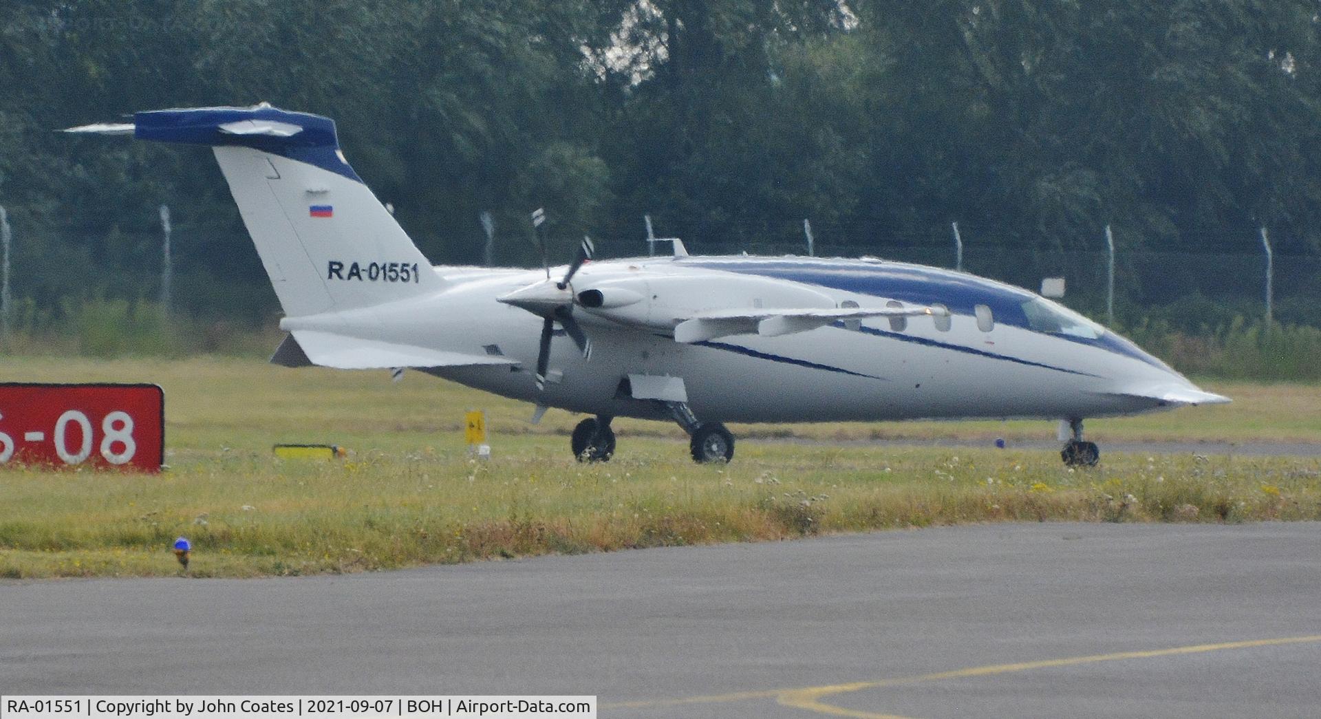 RA-01551, 2007 Piaggio P-180 Avanti II C/N 1138, Arriving on runway 26