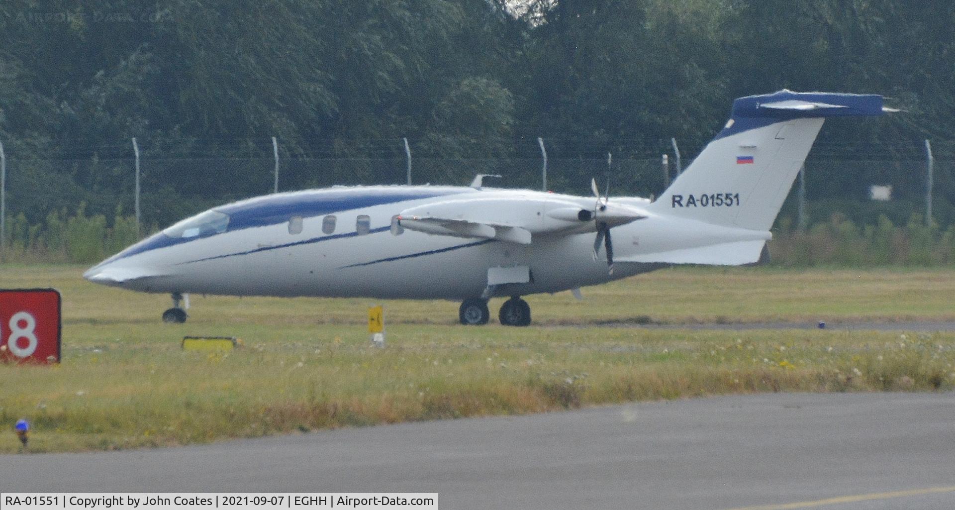 RA-01551, 2007 Piaggio P-180 Avanti II C/N 1138, Taxiing on arrival