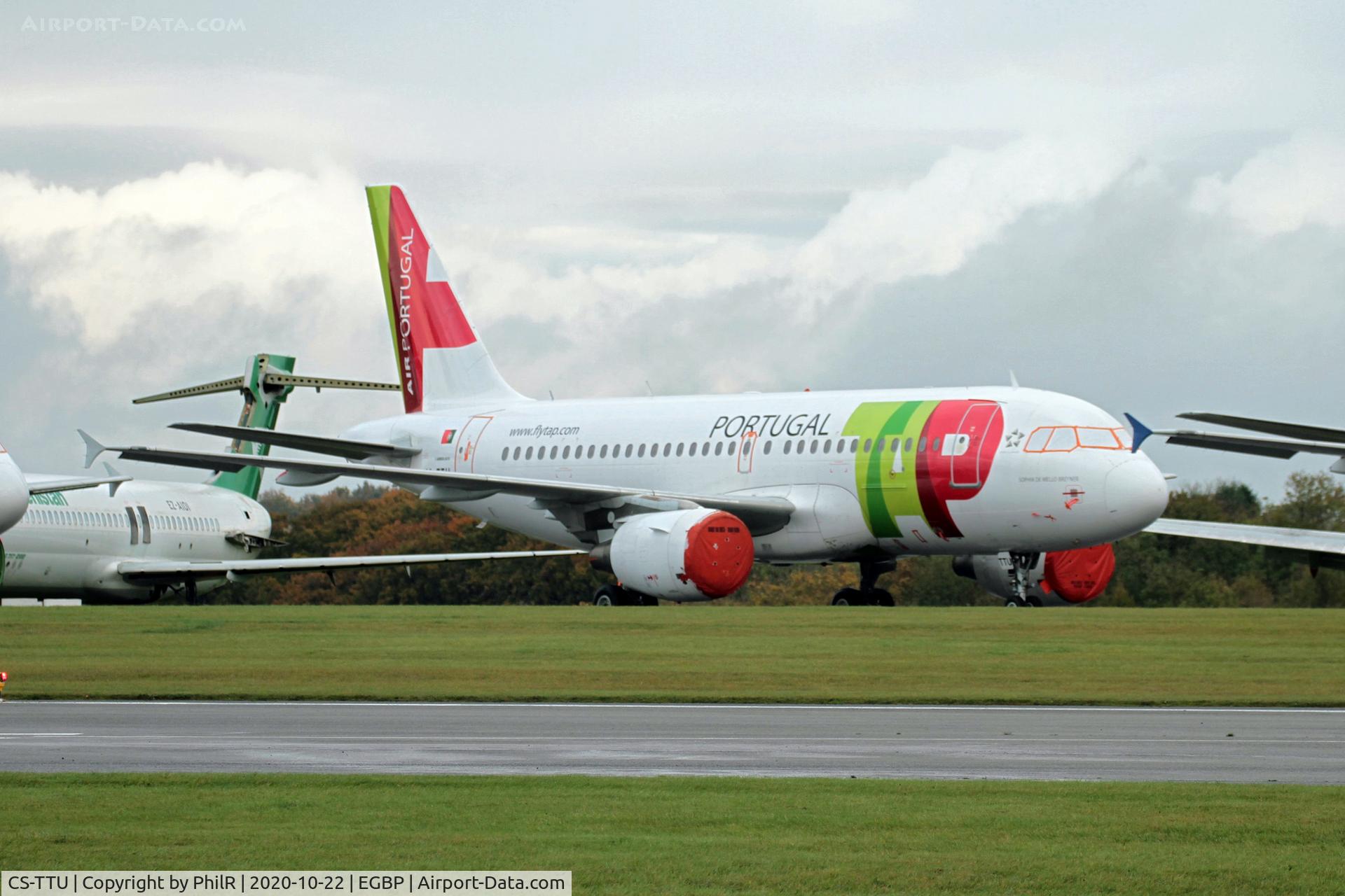 CS-TTU, 2002 Airbus A319-112 C/N 1668, CS-TTU 2002 Airbus A319-100 TAP Kemble