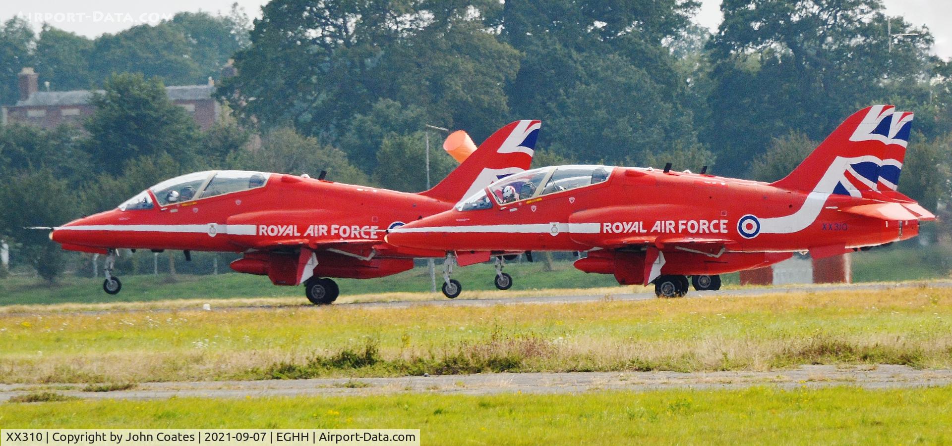 XX310, 1980 Hawker Siddeley Hawk T.1W C/N 145/312135, Off to display