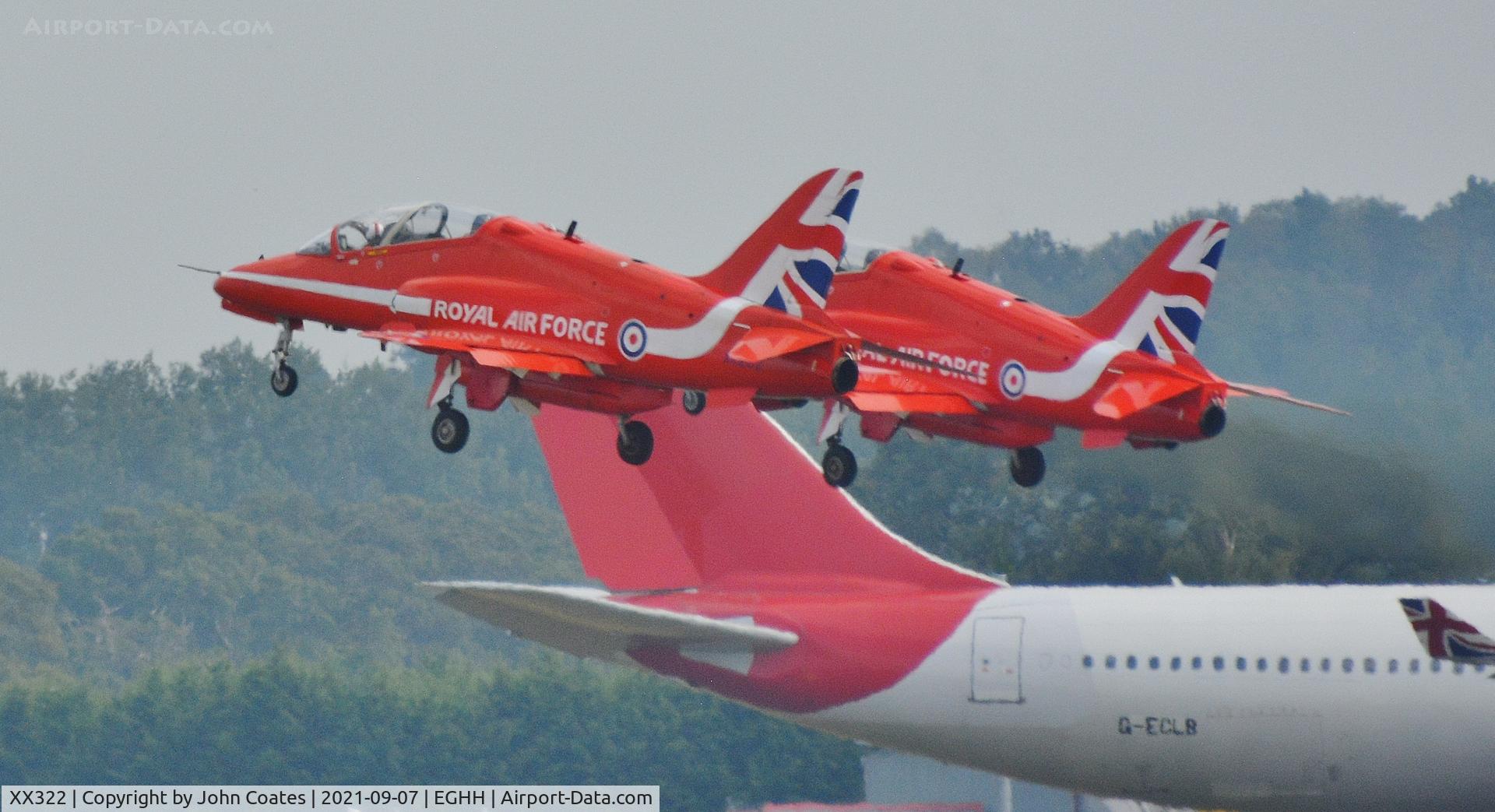 XX322, 1980 Hawker Siddeley Hawk T.1A C/N 165/312147, Off to display