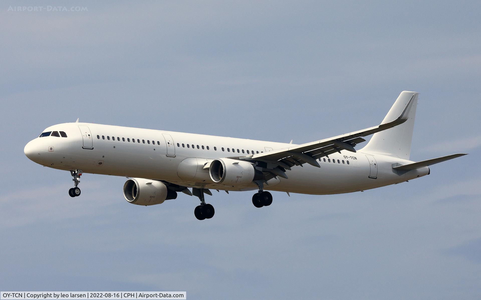 OY-TCN, 2015 Airbus A321-211 C/N 6515, Copenhagen 16.8.2022