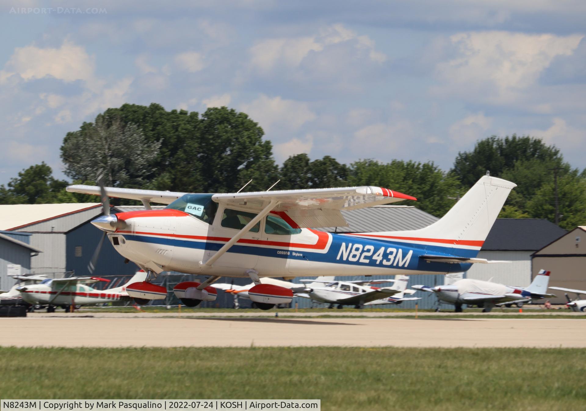 N8243M, 1976 Cessna 182P Skylane C/N 18264572, Cessna 182P