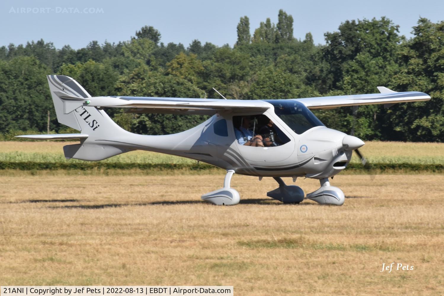 21ANI, 2020 Flight Design CTLSi C/N F-20-11-01, At Schaffen Oldtimer Fly-in.