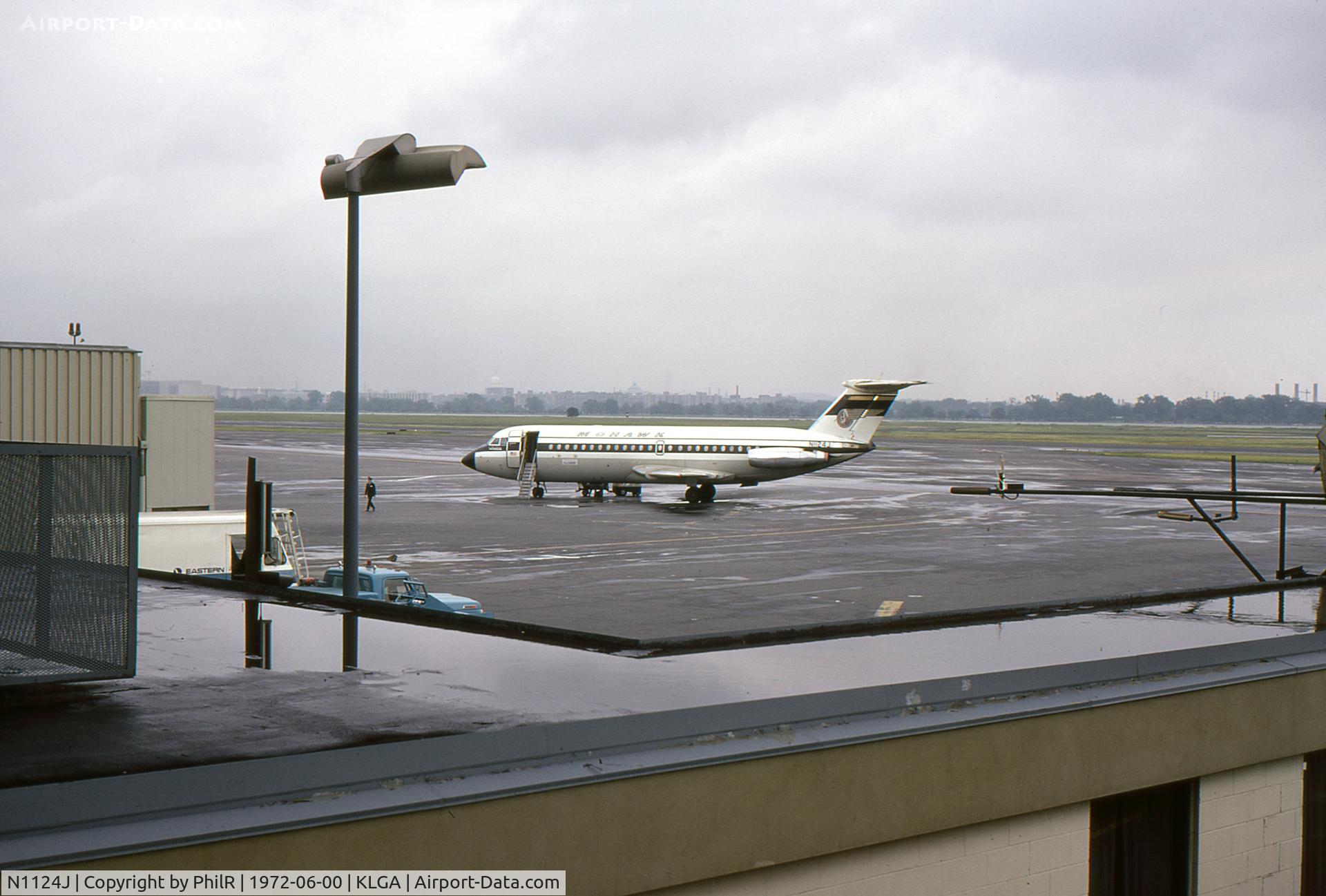 N1124J, 1968 BAC 111-204AF One-Eleven C/N BAC.134, Mohawk 1968 BAC 1-11-200 N1124J LGA