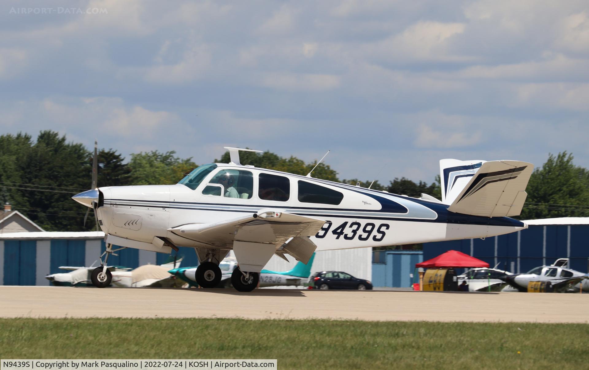 N9439S, Beech V35 Bonanza C/N D8025, Beech V35