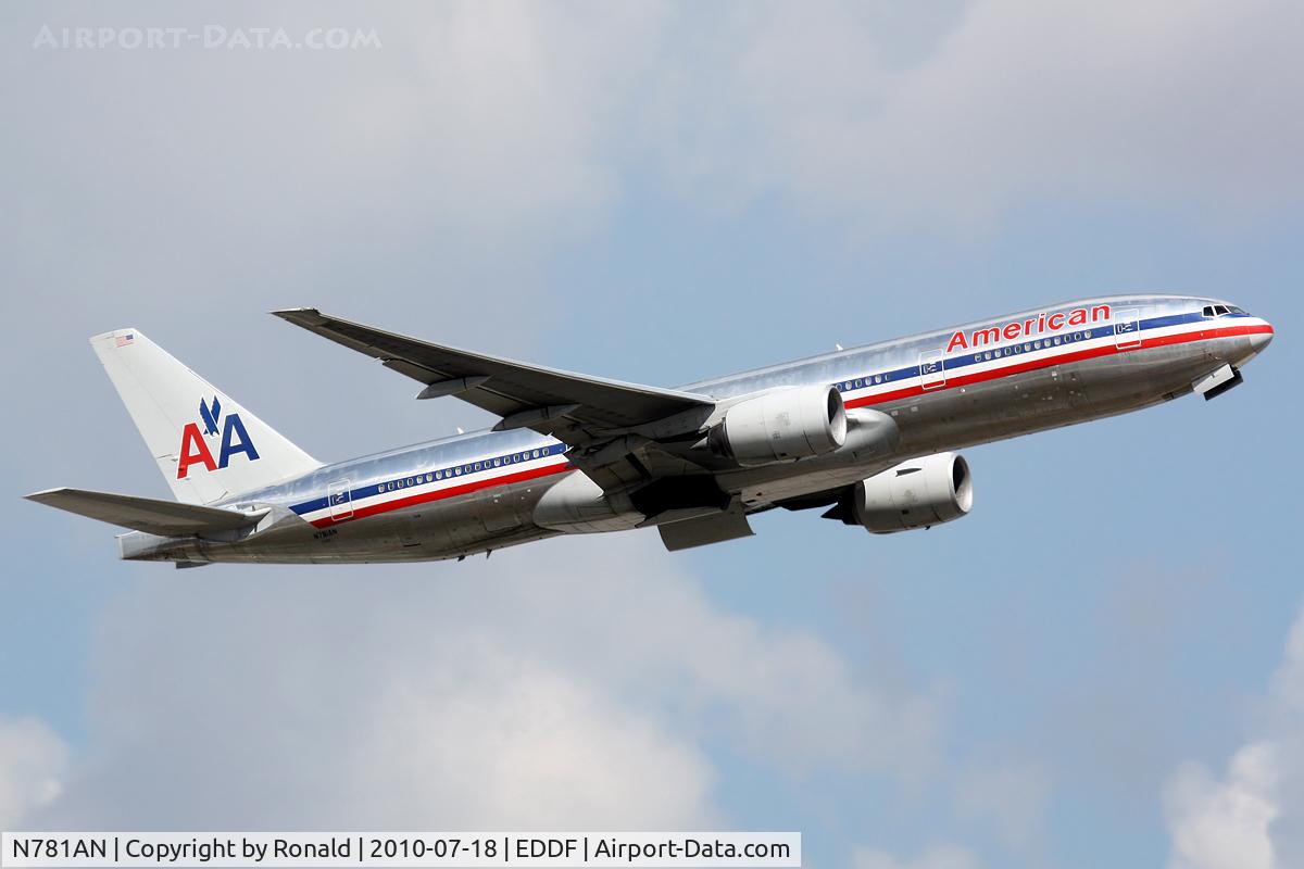 N781AN, 2000 Boeing 777-223 C/N 29586, at fra