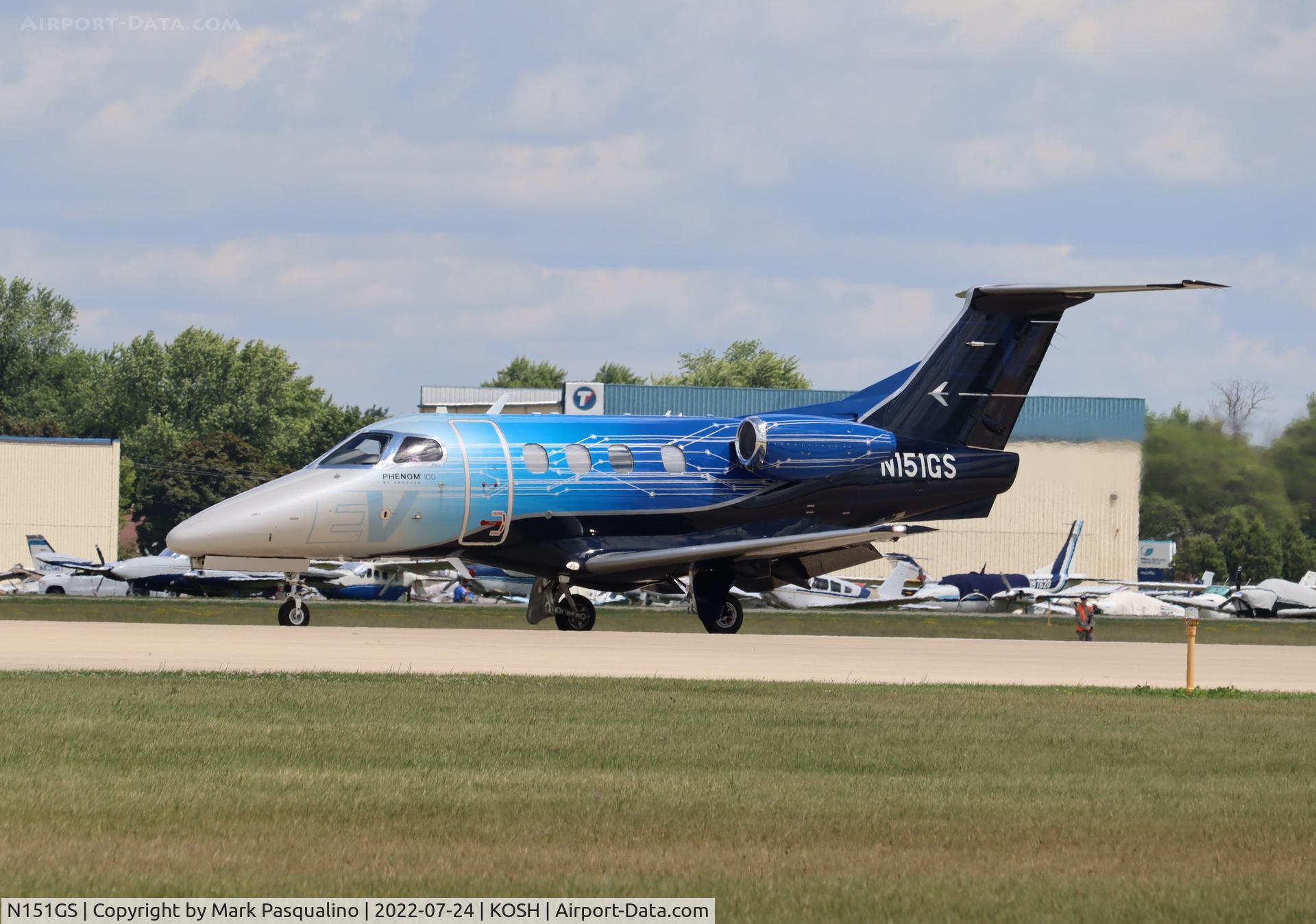 N151GS, 2017 Embraer EMB-500 Phenom 100 C/N 50000379, Embraer EMB-500 Phenom