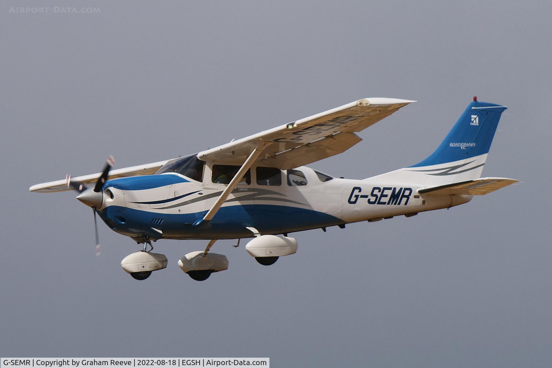 G-SEMR, 2006 Cessna T206H Turbo Stationair C/N T206-08669, Landing at Norwich.