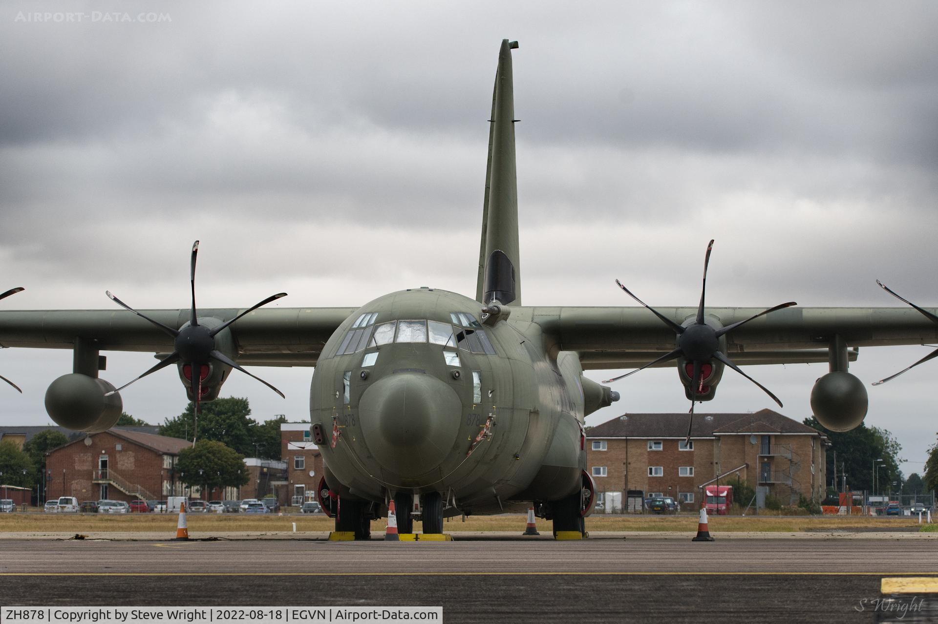 ZH878, 1998 Lockheed Martin C-130J-30 Hercules C.4 C/N 382-5462, RAF Brize Norton, Oxfordshire UK