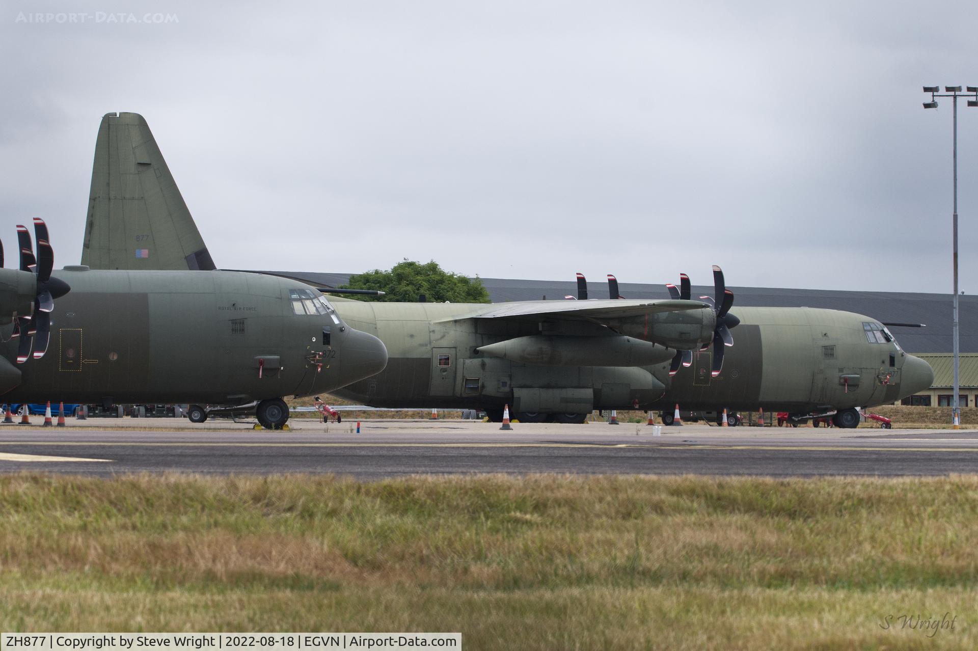 ZH877, 1998 Lockheed Martin C-130J-30 Hercules C.4 C/N 382-5461, RAF Brize Norton, Oxfordshire UK