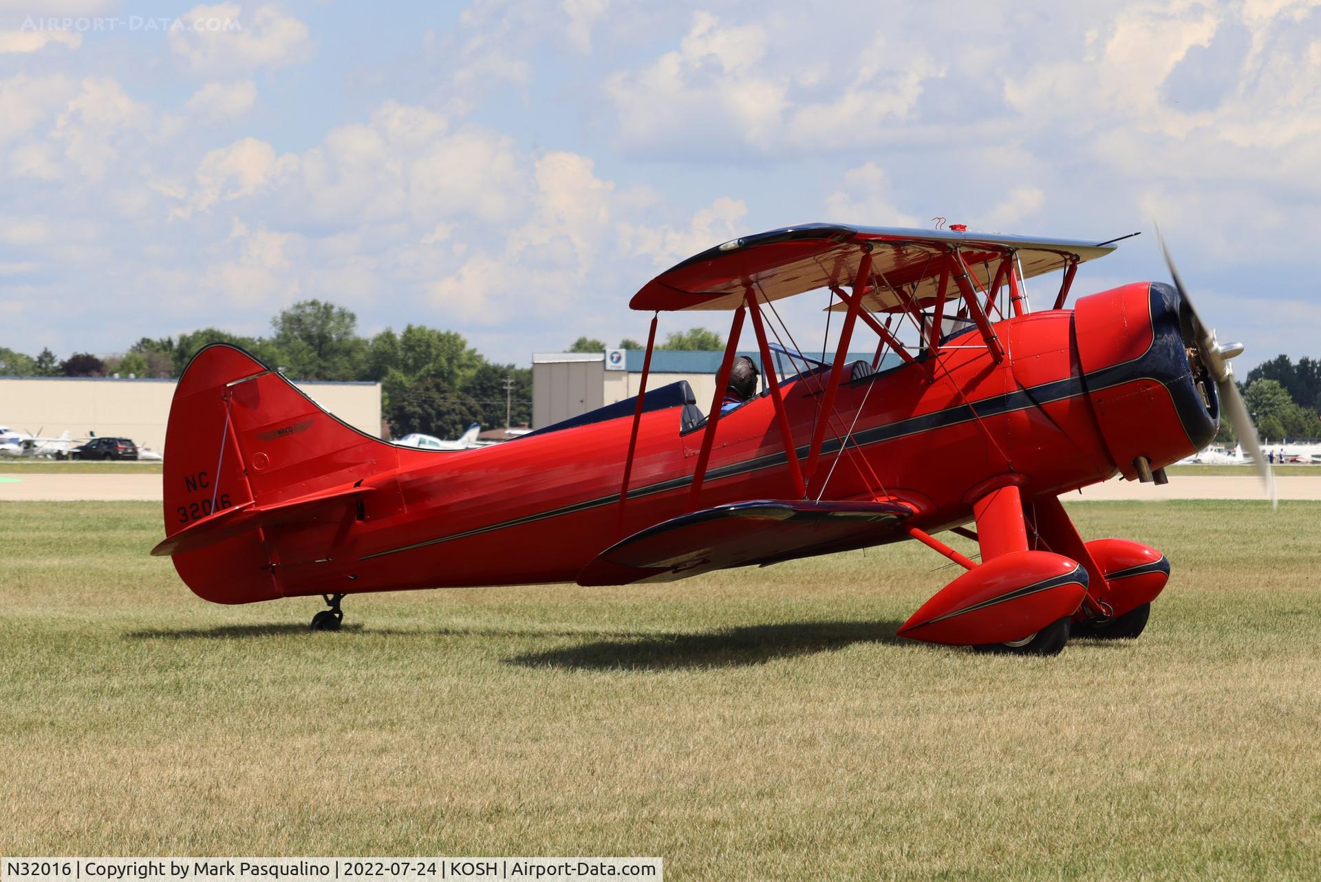 N32016, 1940 Waco UPF-7 C/N 5651, Waco UPF-7