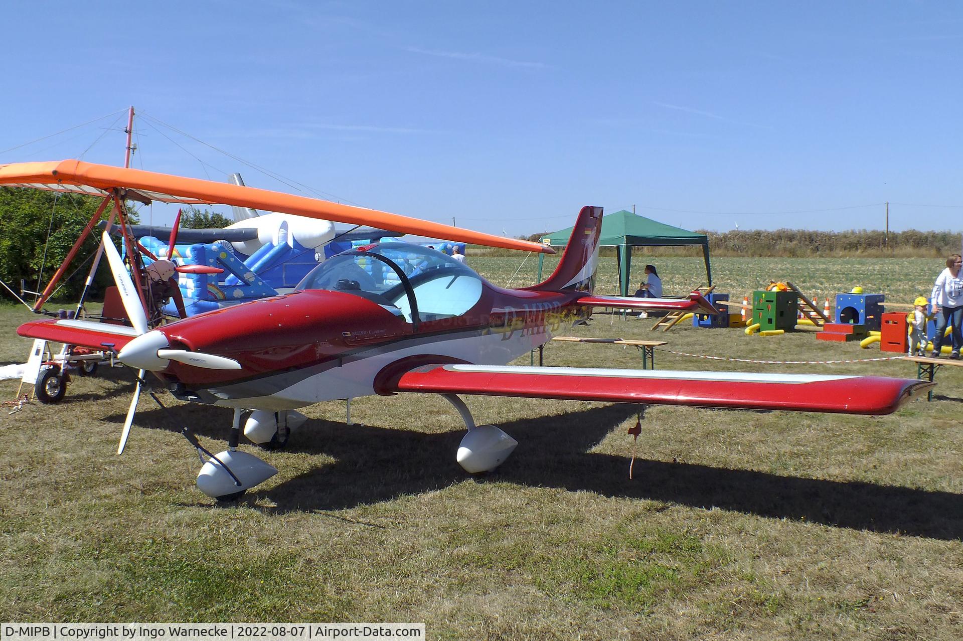 D-MIPB, Aerostyle Breezer C/N 012, Aerostyle Breezer C Customs at the 2022 Flugplatz-Wiesenfest airfield display at Weilerswist-Müggenhausen ultralight airfield