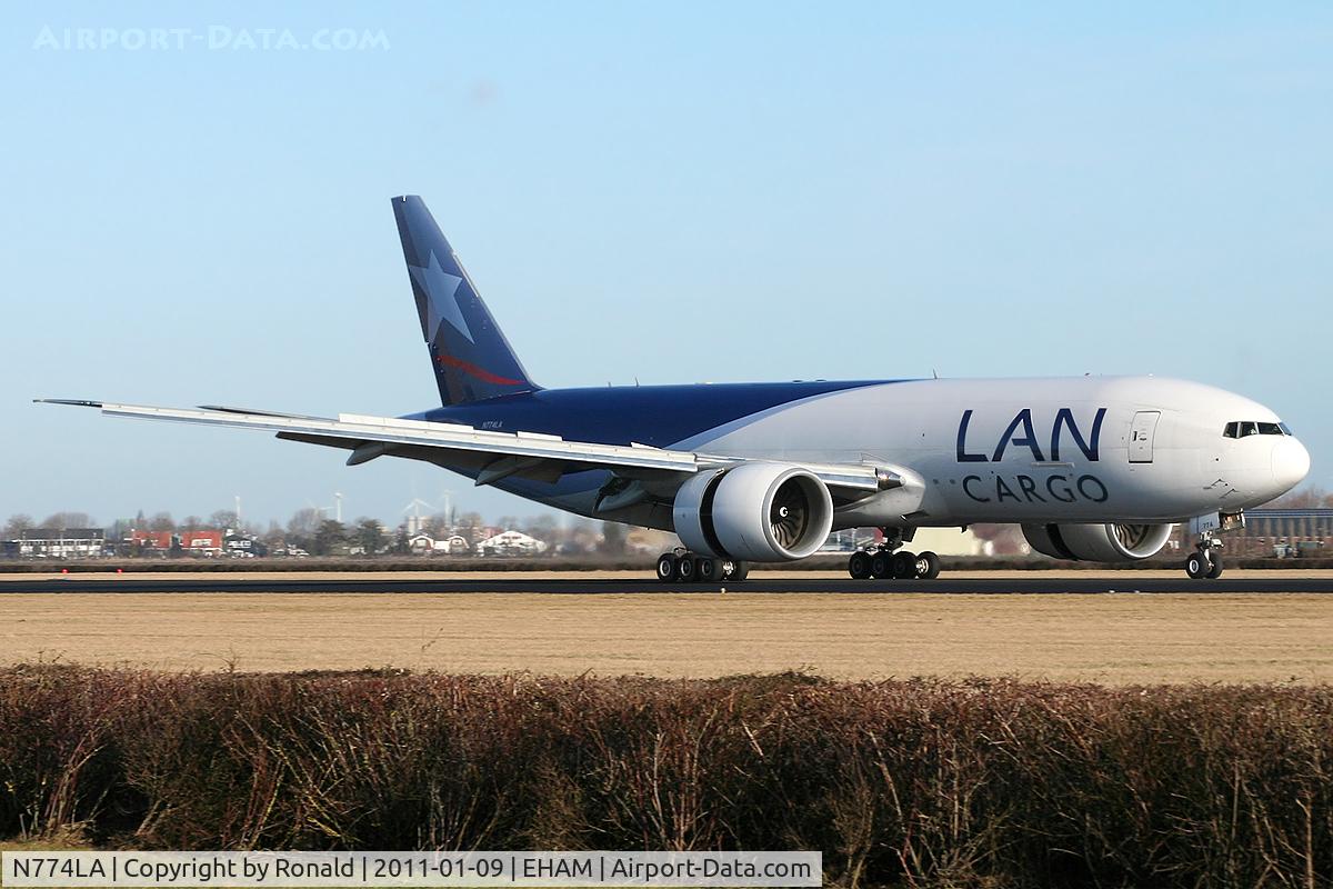 N774LA, 2009 Boeing 777-F6N C/N 37710, at spl