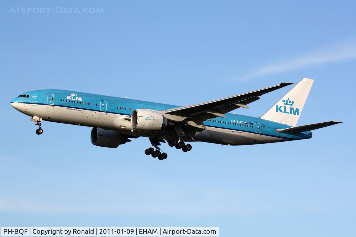 PH-BQF, 2004 Boeing 777-206/ER C/N 29398, at spl