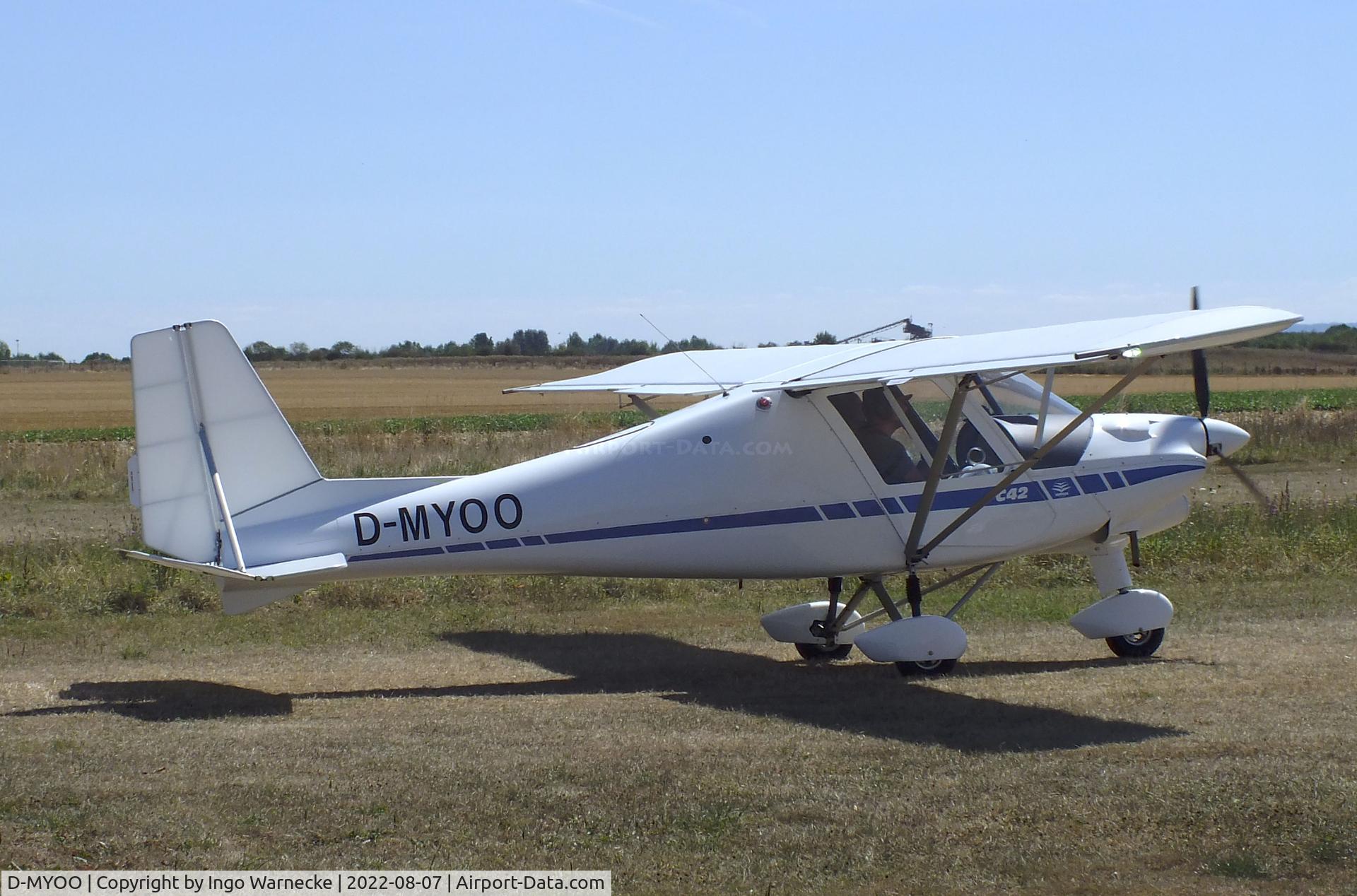D-MYOO, Comco Ikarus C42 C/N not found_D-MYOO, Comco Ikarus C42 at the 2022 Flugplatz-Wiesenfest airfield display at Weilerswist-Müggenhausen ultralight airfield