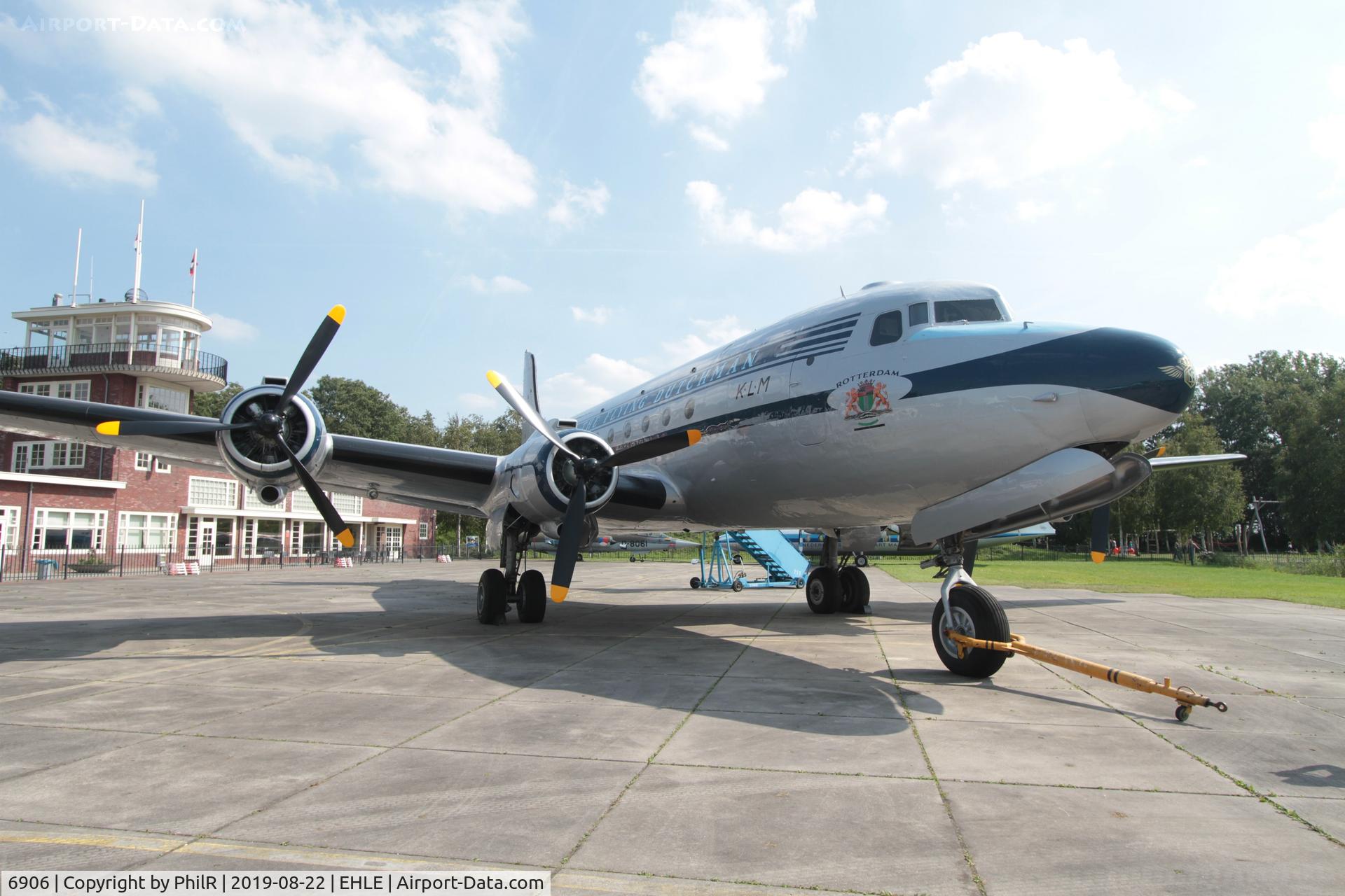 6906, 1942 Douglas C-54A Skymaster C/N 7488, 'PH-TAR' (41-107469, SAAF 6906) 1944 Douglas C-54A Skymaster Aviodrome Lelystad 22.08.19 (7)