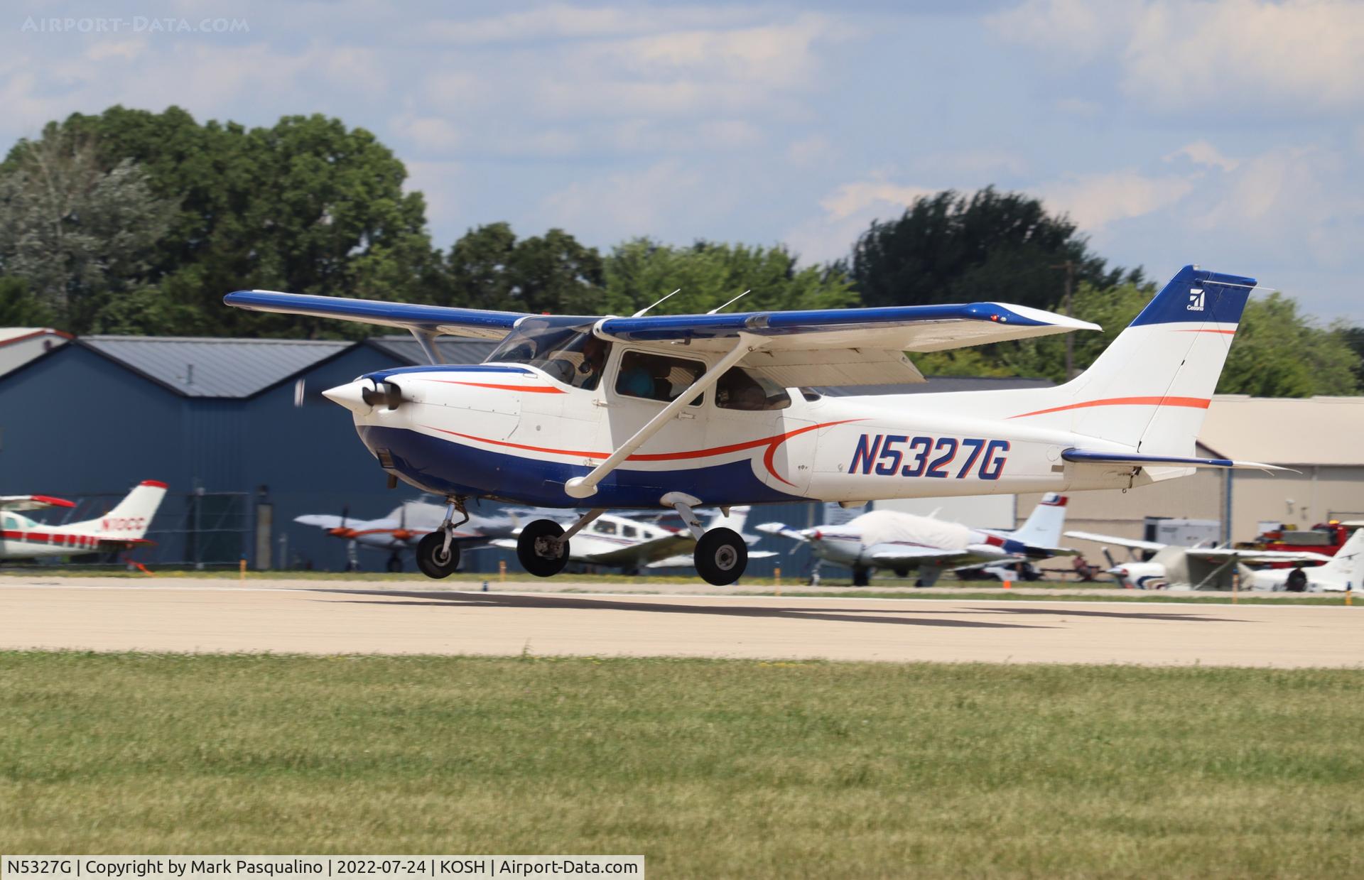 N5327G, Cessna 172S C/N 172S9357, Cessna 172S