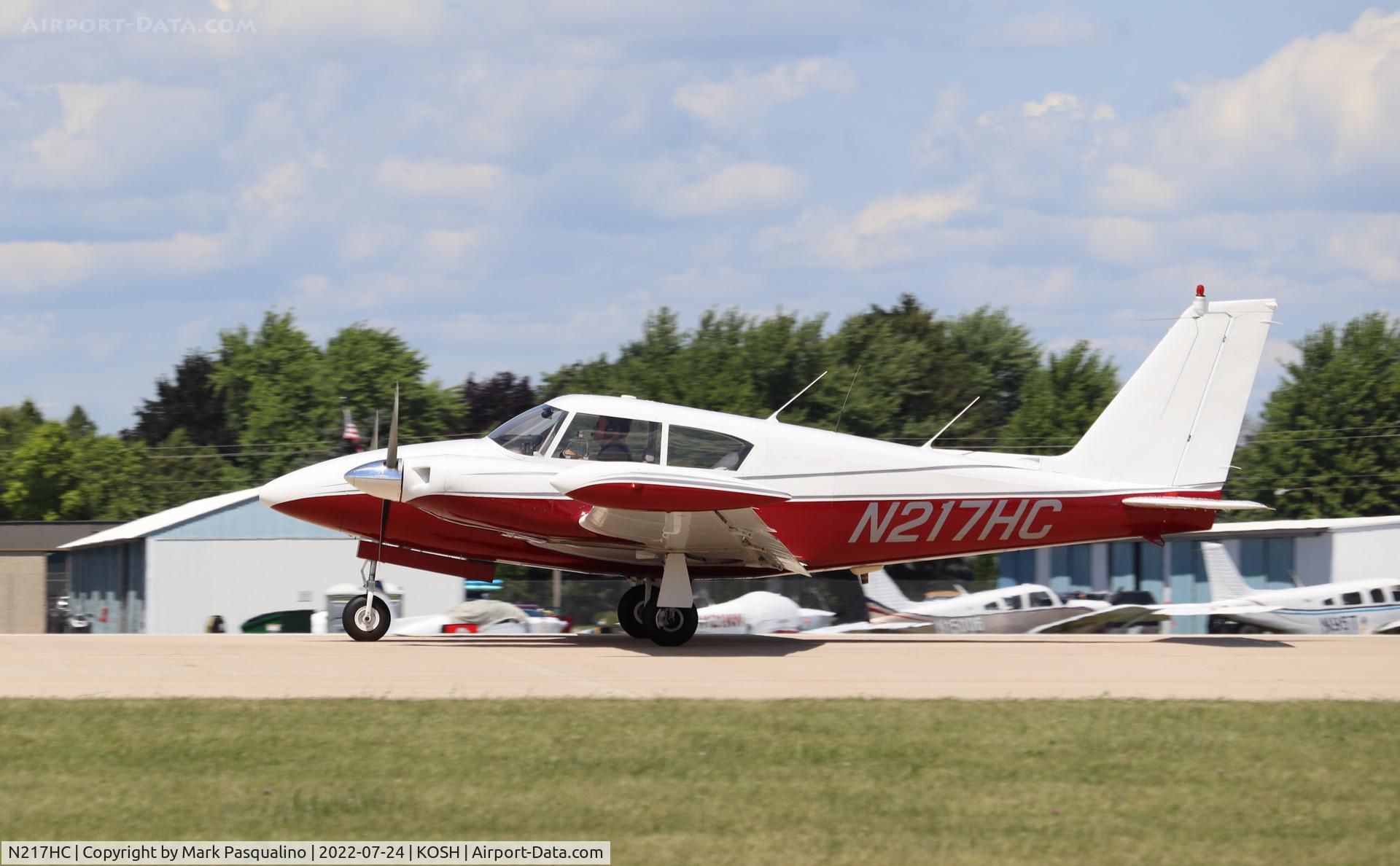 N217HC, 1963 Piper PA-30 Twin Comanche C/N 30-166, Piper PA-30