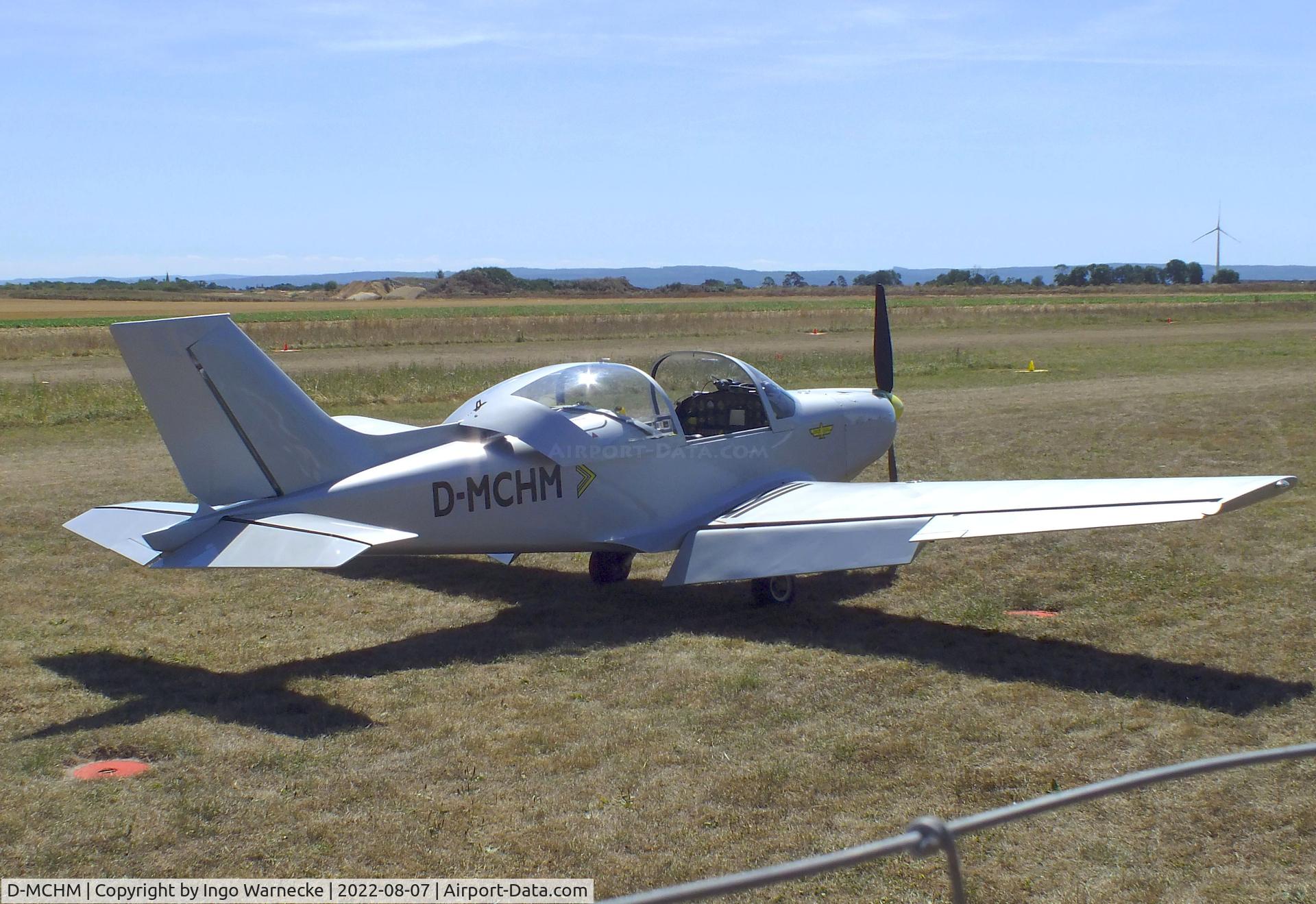 D-MCHM, Alpi Aviation Pioneer 300 C/N not found_D-MCHM, Alpi Aviation Pioneer 300 at the 2022 Flugplatz-Wiesenfest airfield display at Weilerswist-Müggenhausen ultralight airfield