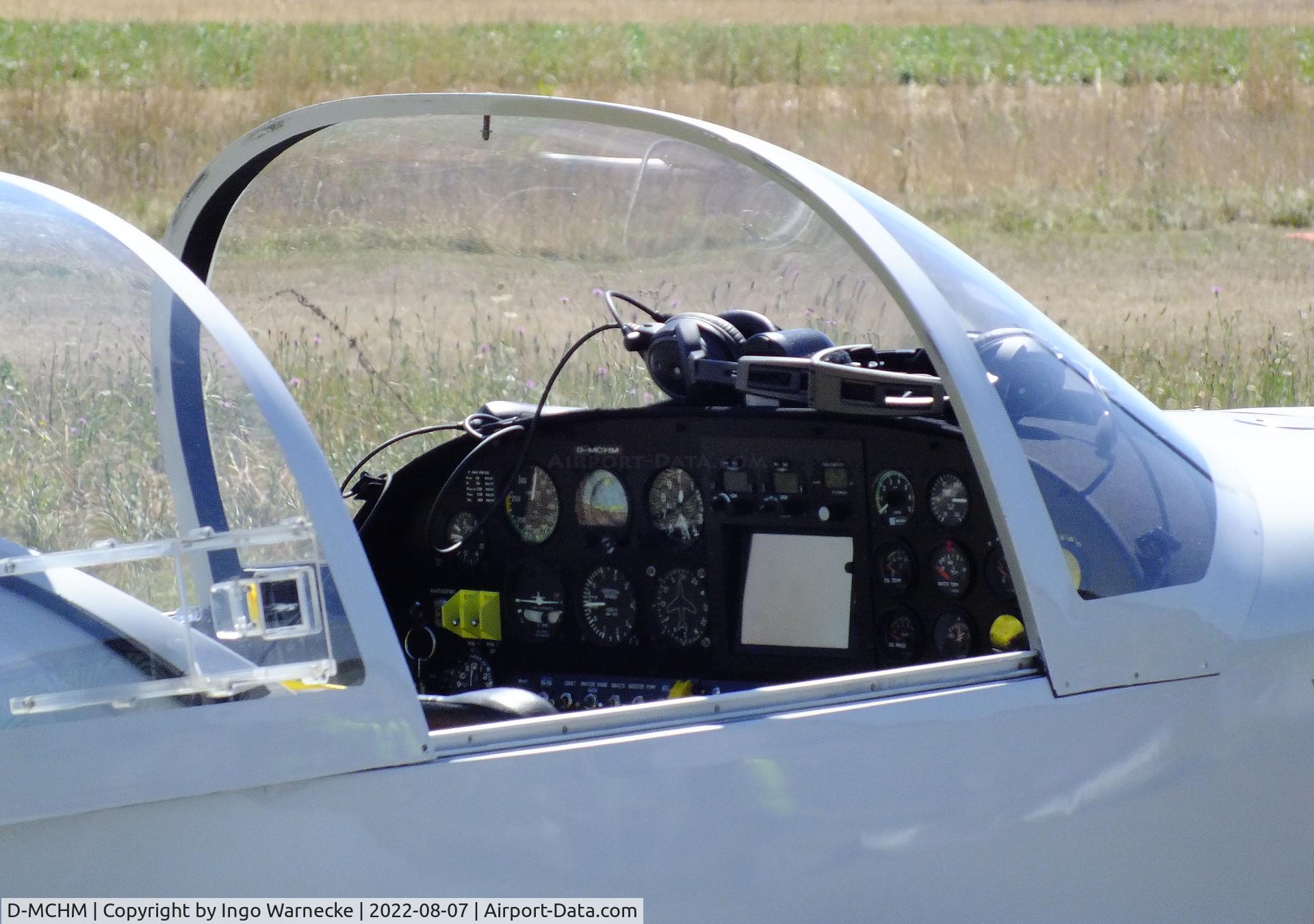 D-MCHM, Alpi Aviation Pioneer 300 C/N not found_D-MCHM, Alpi Aviation Pioneer 300 at the 2022 Flugplatz-Wiesenfest airfield display at Weilerswist-Müggenhausen ultralight airfield #c