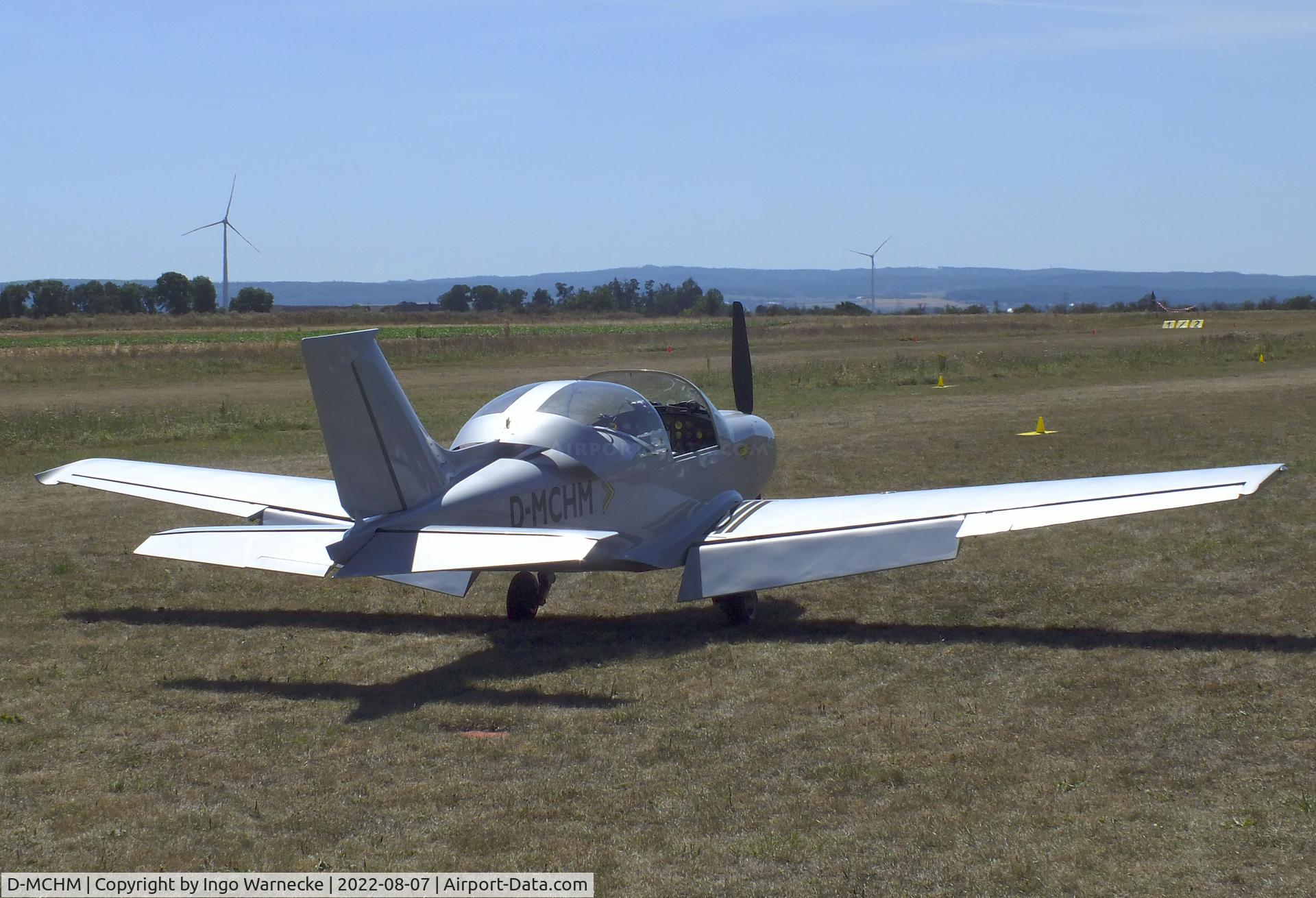 D-MCHM, Alpi Aviation Pioneer 300 C/N not found_D-MCHM, Alpi Aviation Pioneer 300 at the 2022 Flugplatz-Wiesenfest airfield display at Weilerswist-Müggenhausen ultralight airfield