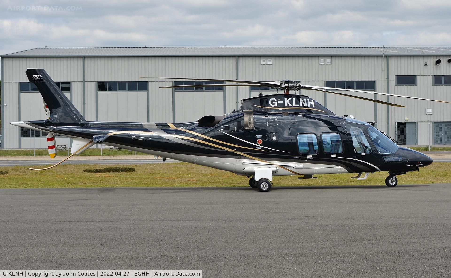G-KLNH, 2016 AgustaWestland AW-109SP Grand New C/N 22364, Visitor at Bliss Avn.