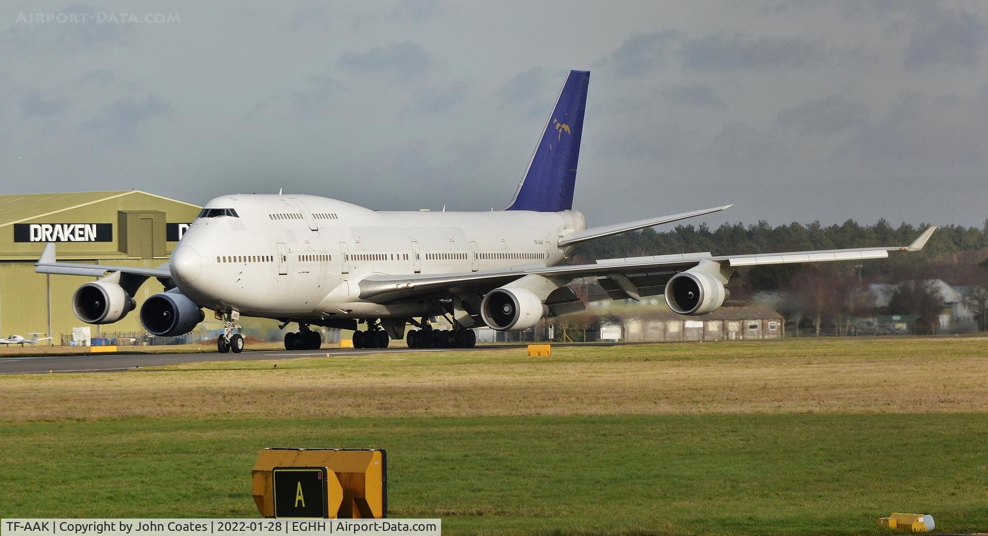 TF-AAK, 2003 Boeing 747-428 C/N 32868, Arriving on 26