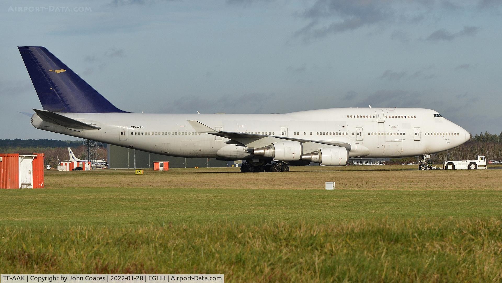 TF-AAK, 2003 Boeing 747-428 C/N 32868, Backtracking on 26 no longer Ed Force One