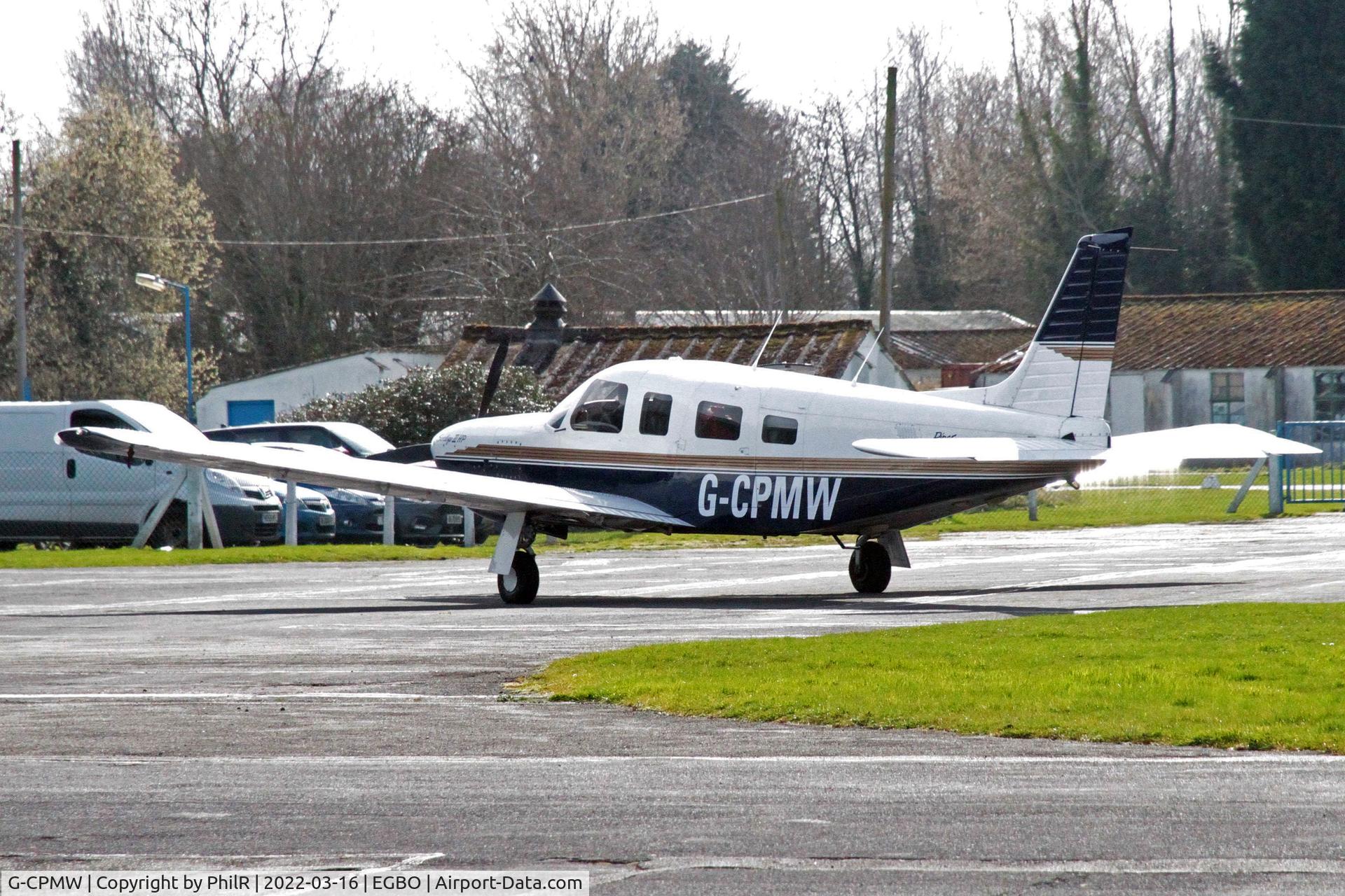 G-CPMW, 1994 Piper PA-32R-301 Saratoga II HP C/N 3213088, G-CPMW 1995 Piper Pa-32R Saratoga II HP Halfpenny Green