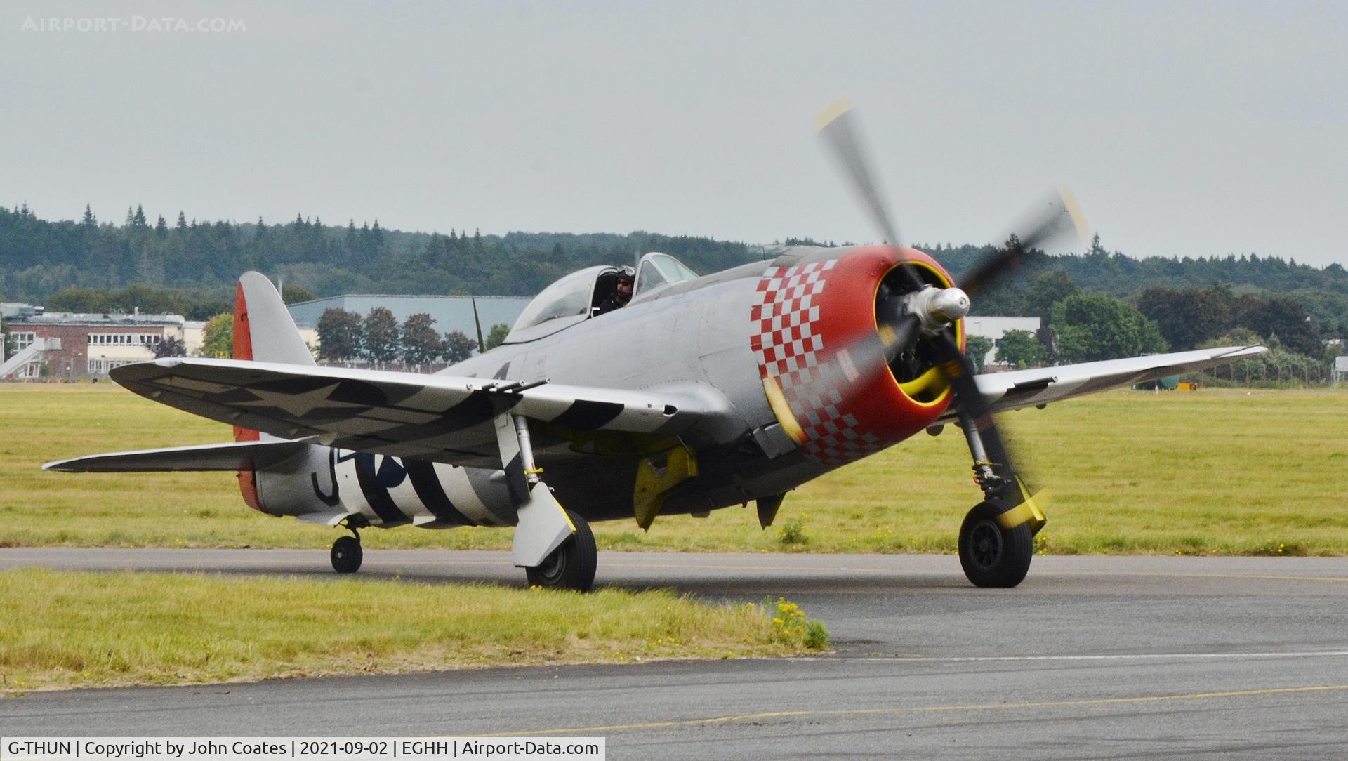 G-THUN, 1945 Republic P-47D Thunderbolt C/N 399-55731, Taxiing to depart for display