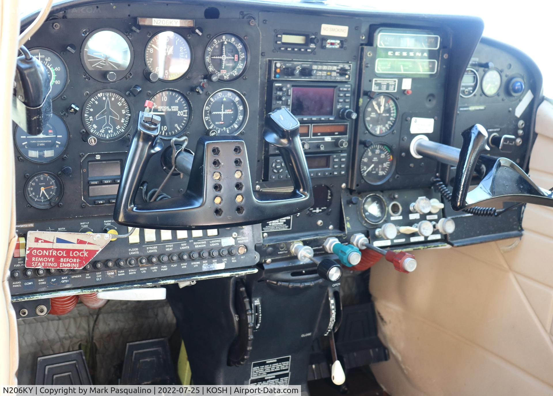 N206KY, 1966 Cessna U206B Super Skywagon C/N U206-0676, Cessna U206B