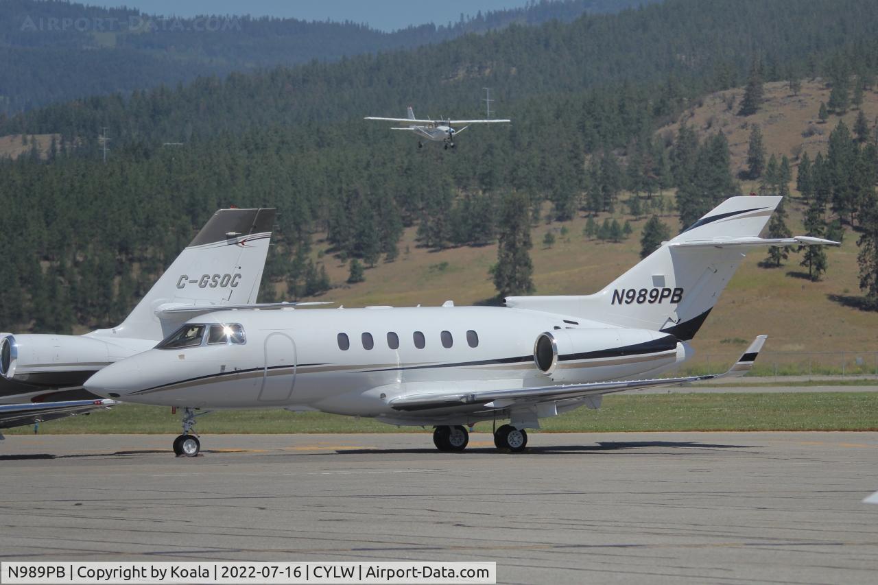 N989PB, 2008 Hawker 900XP C/N HA-0053, First pic in the database. Resting at the GAT.