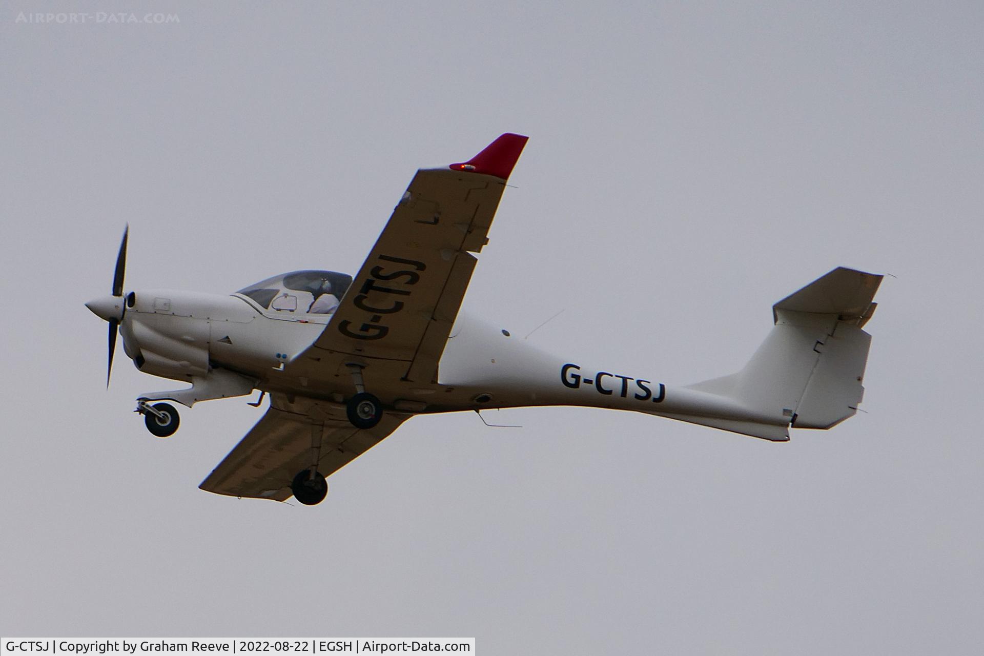 G-CTSJ, 2014 Diamond DA-40NG Diamond Star C/N 40.N181, Departing from Norwich.