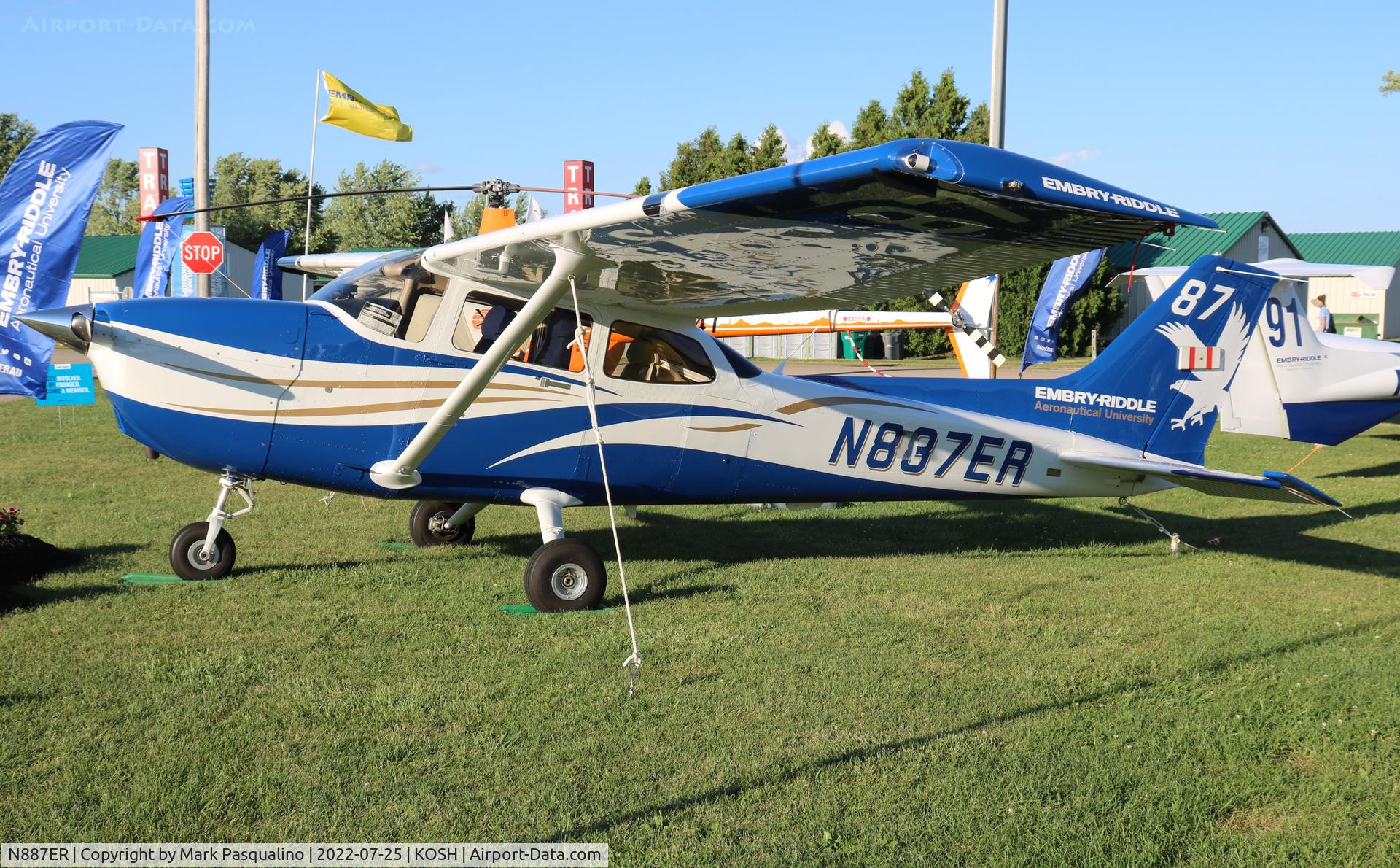 N887ER, 2022 Cessna 172S C/N 172S12817, Cessna 172S
