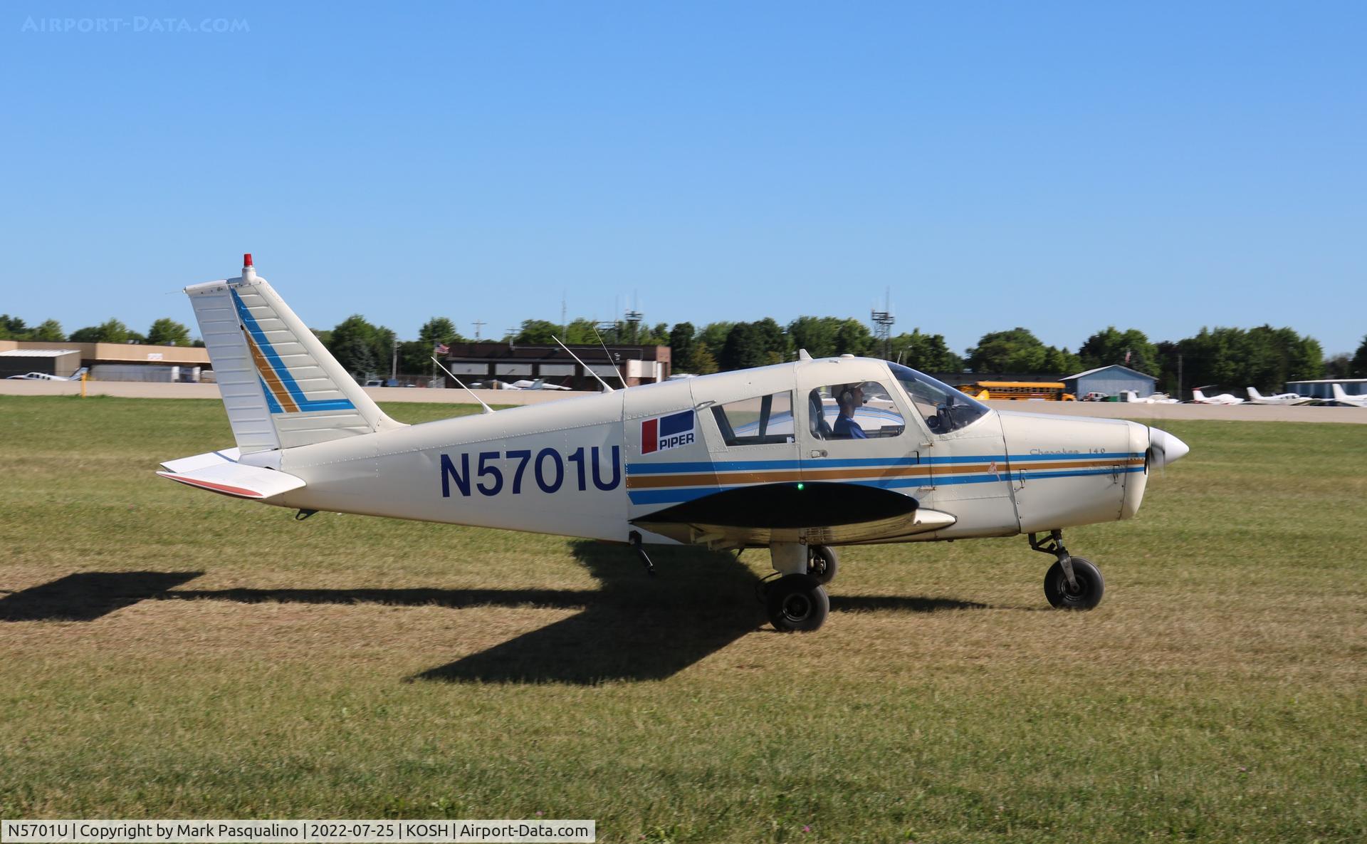 N5701U, 1969 Piper PA-28-140 C/N 28-26498, Piper PA-28-140