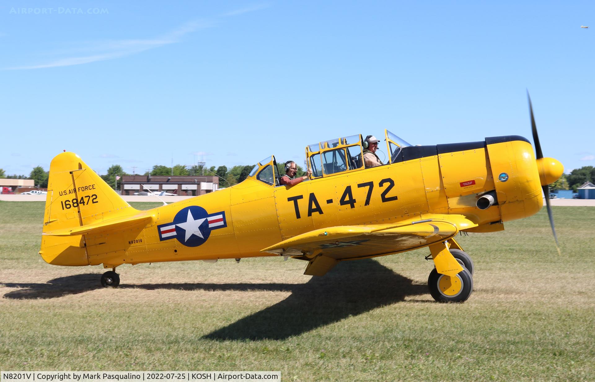 N8201V, North American T-6G Texan C/N 168-472, North American T-6G